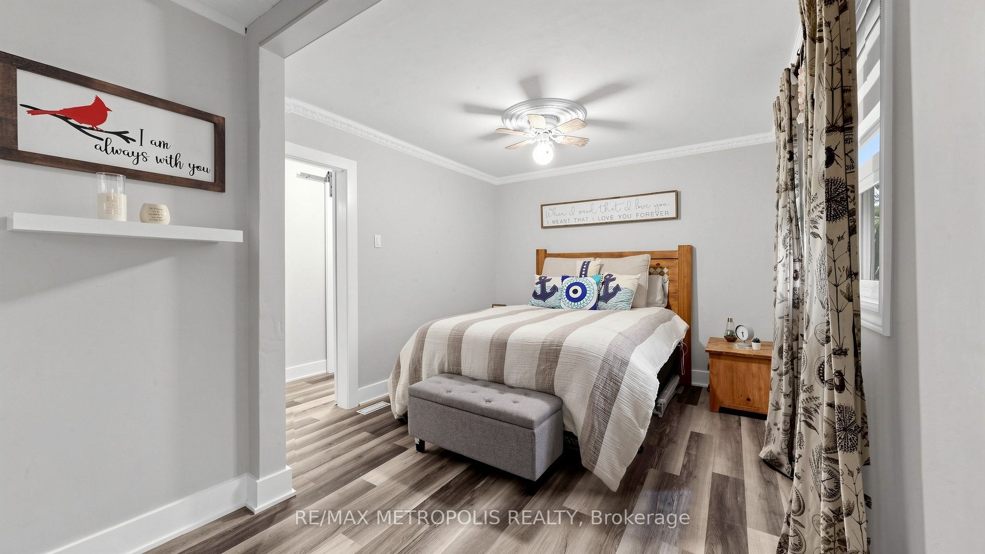 2739 Ireton Street E Property Photo 23