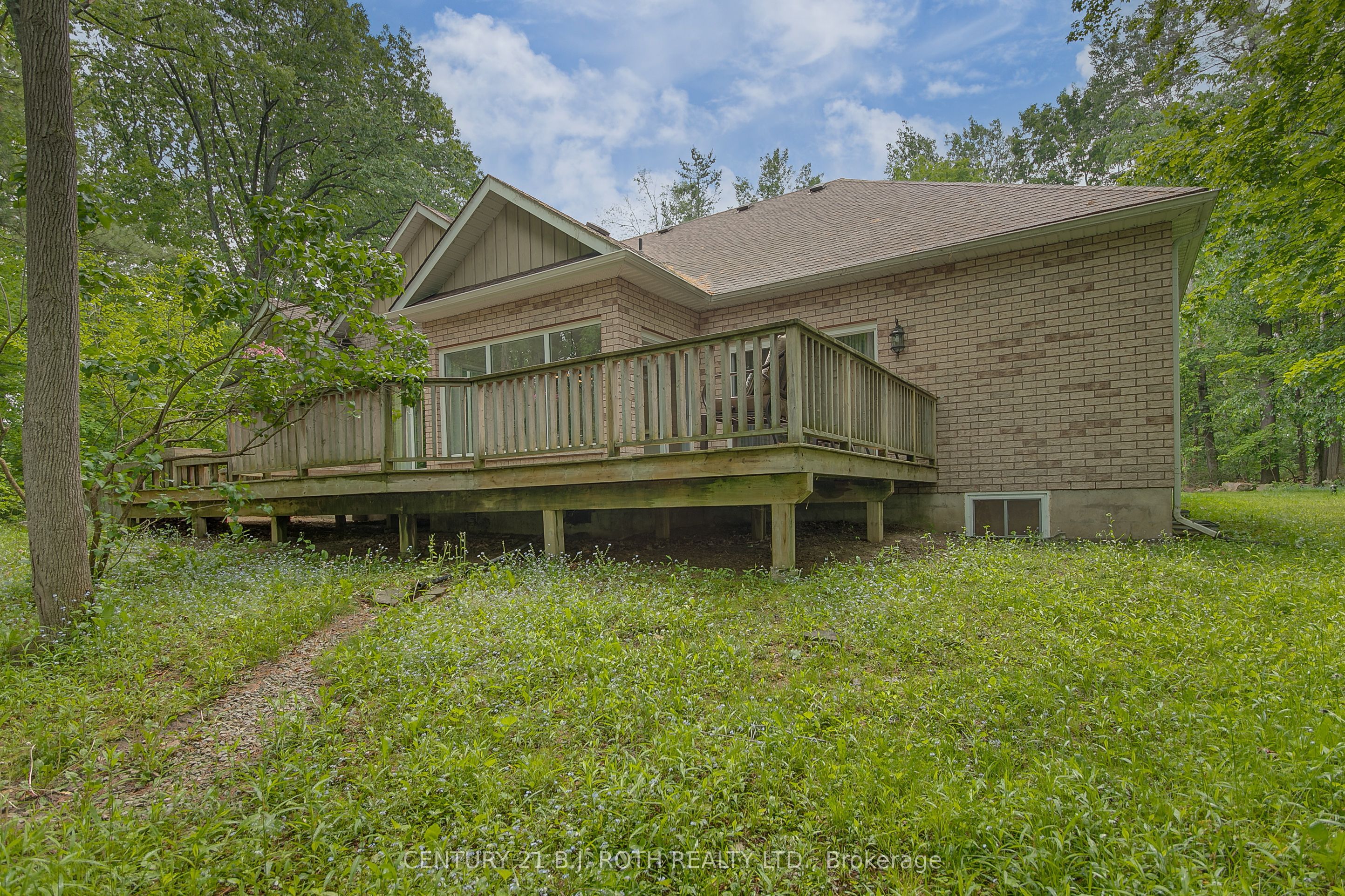3925 Algoma Avenue Property Photo 47