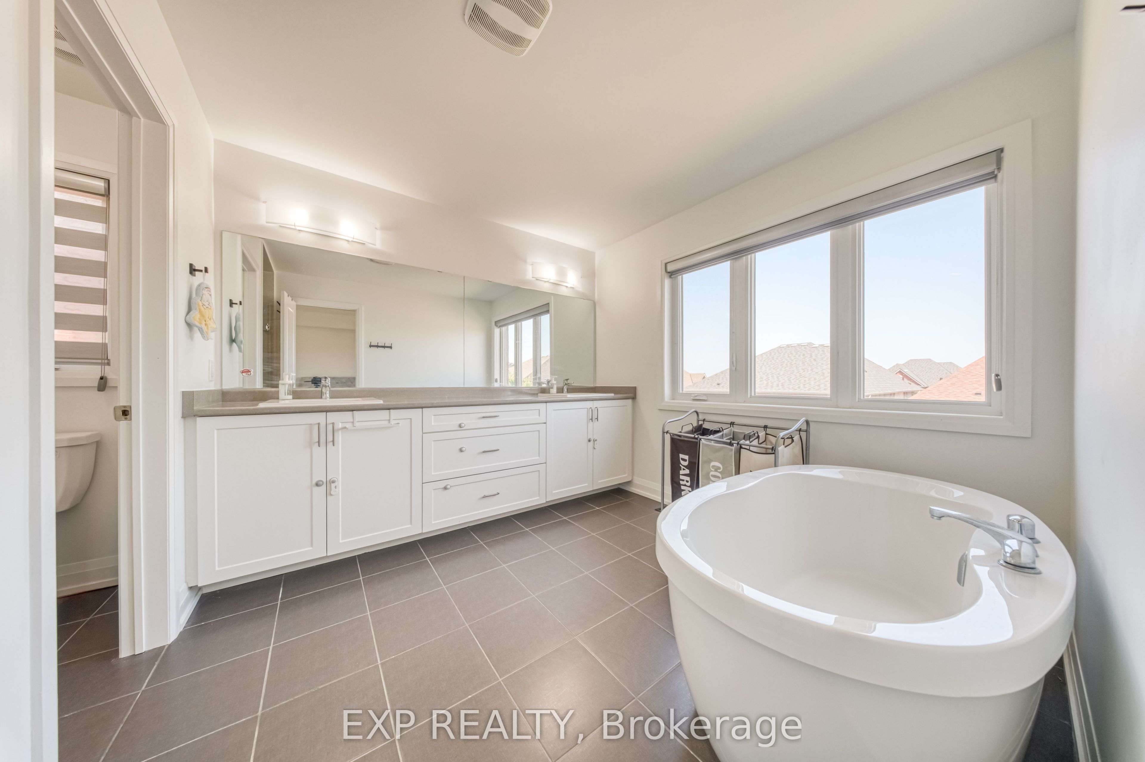 8 Prosperity Way Property Photo 18
