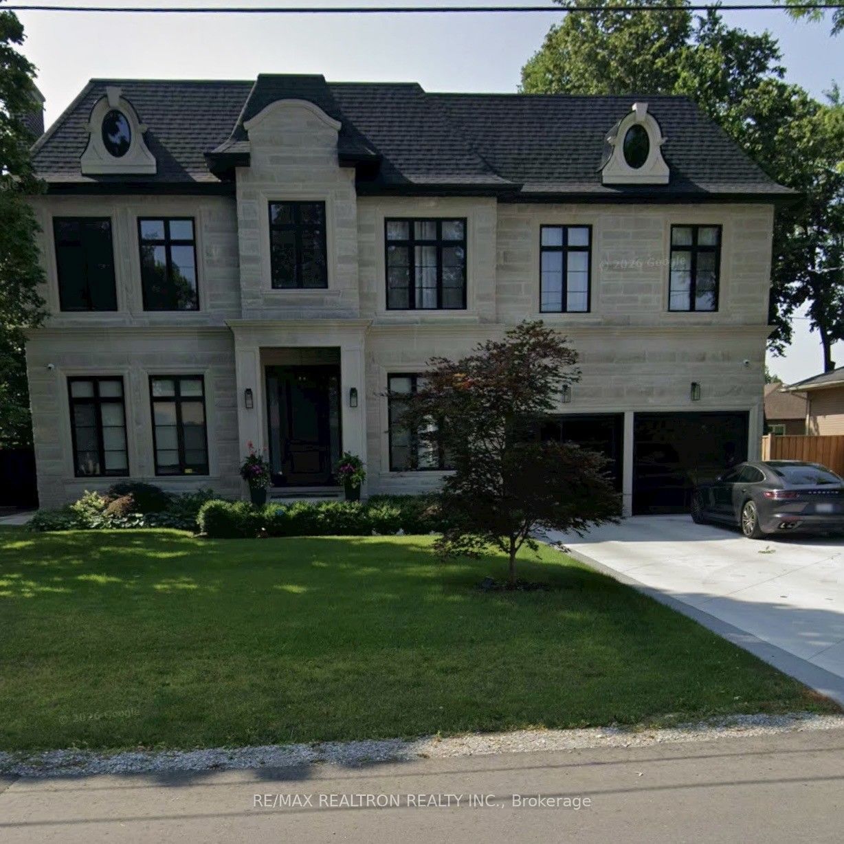 25 Lancer Drive Lower L Property Photo 1