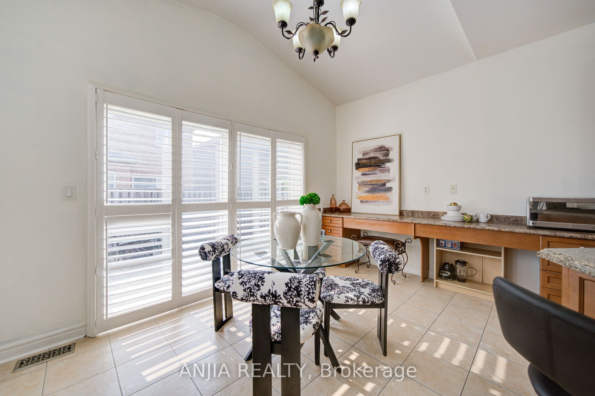 349 Williamson Road Property Photo 13