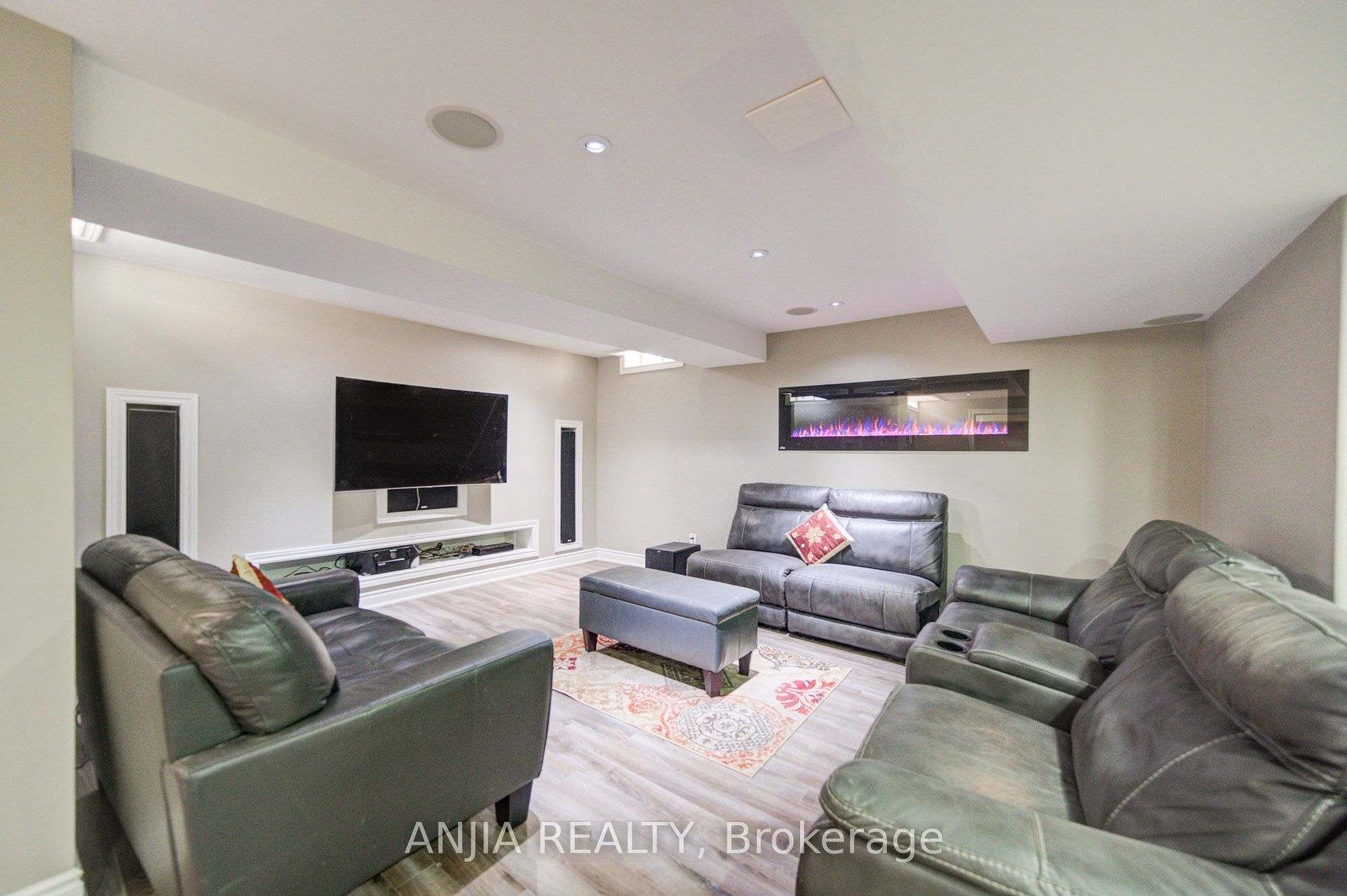 349 Williamson Road Property Photo 42