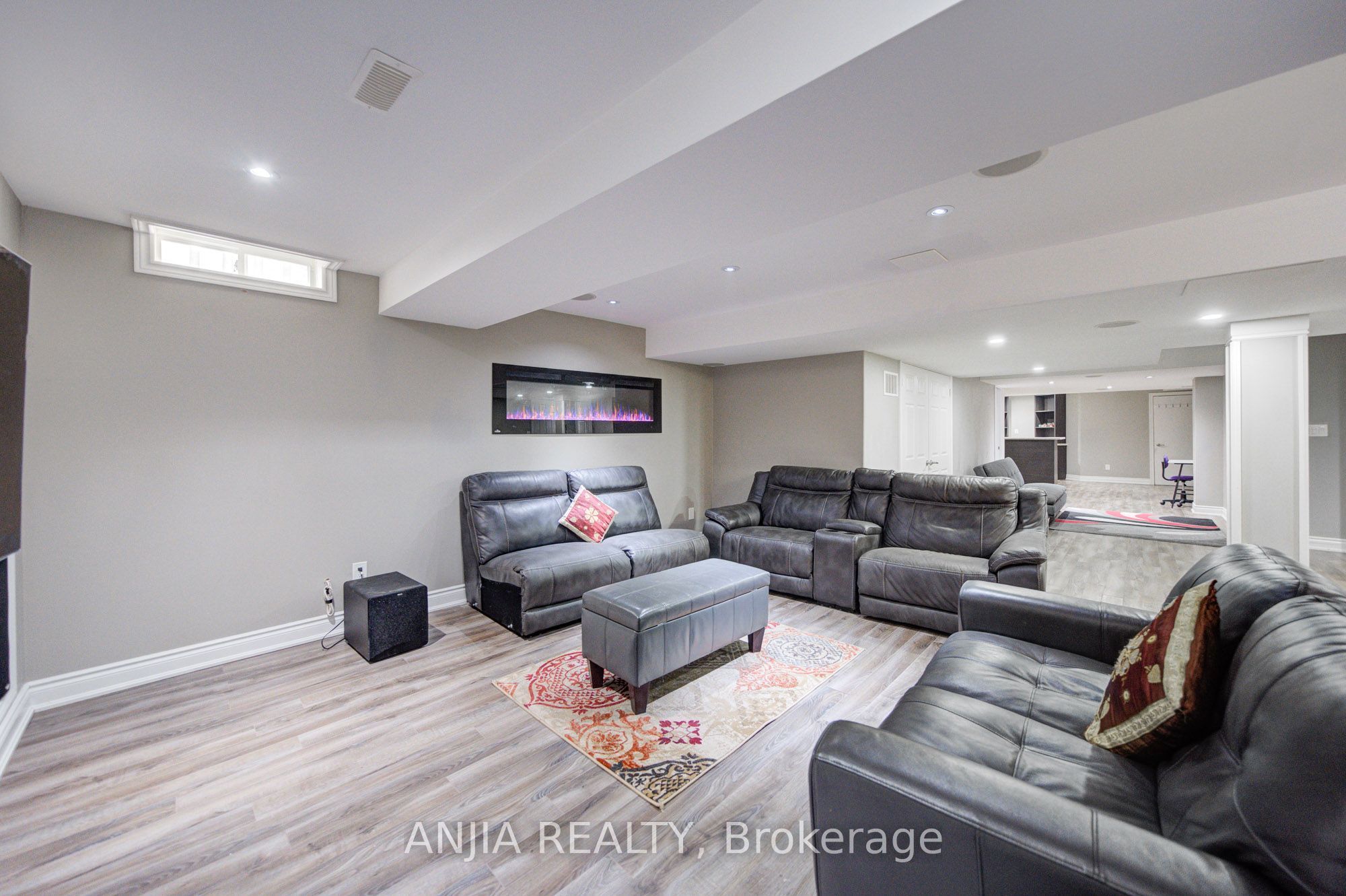 349 Williamson Road Property Photo 43