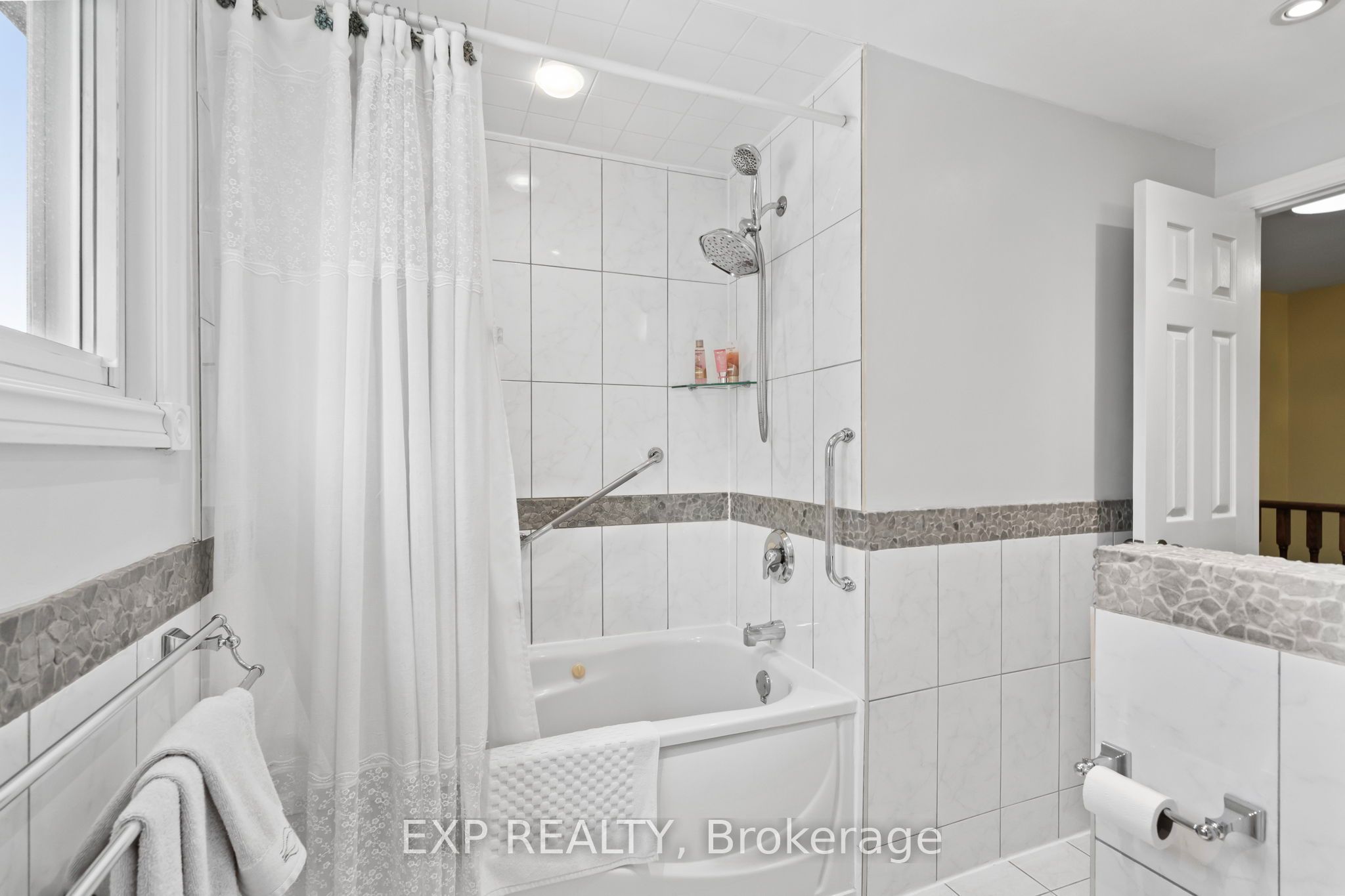 171 Simonston Boulevard Property Photo 22