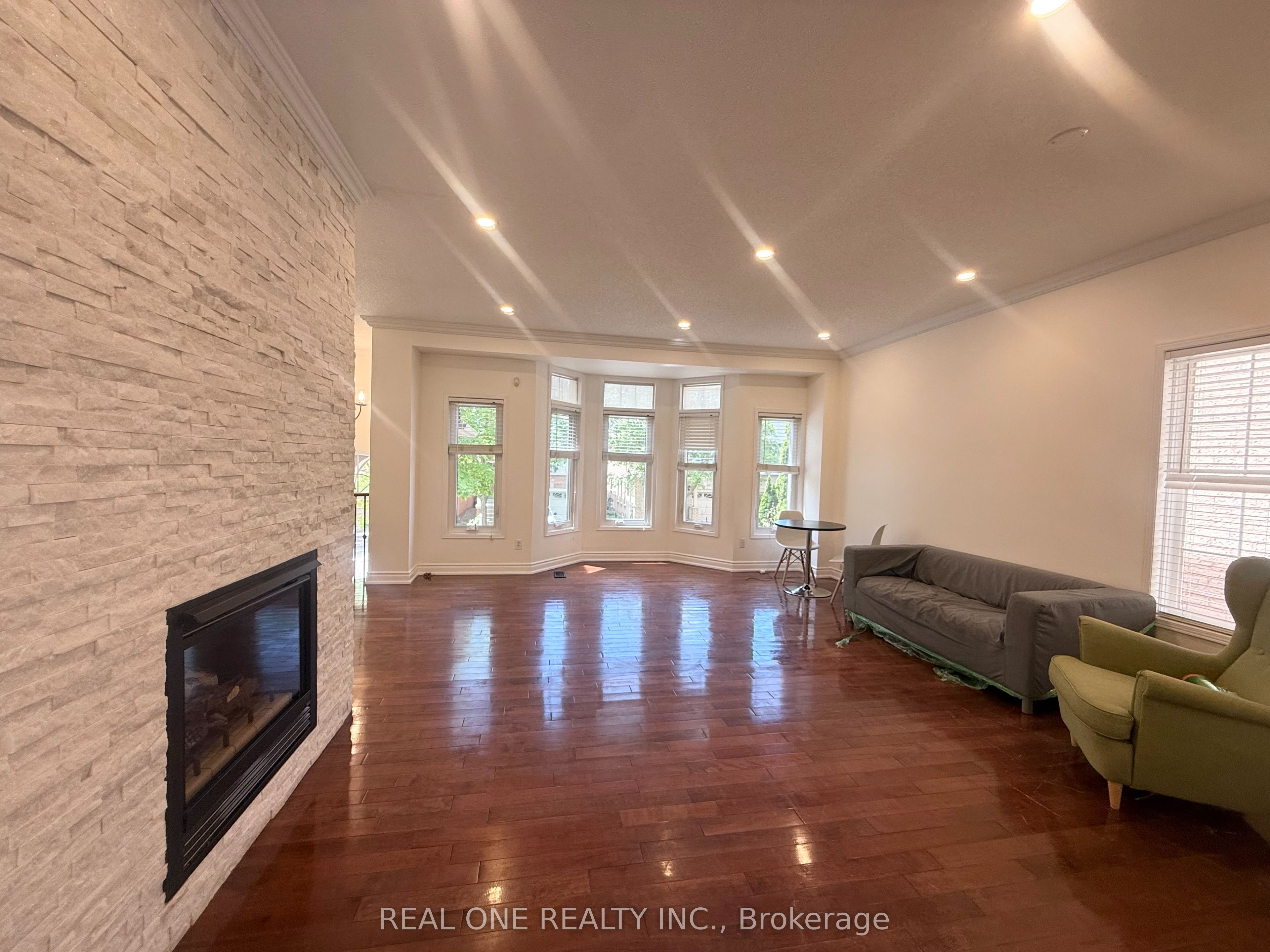 93 Brunswick Avenue Property Photo 3