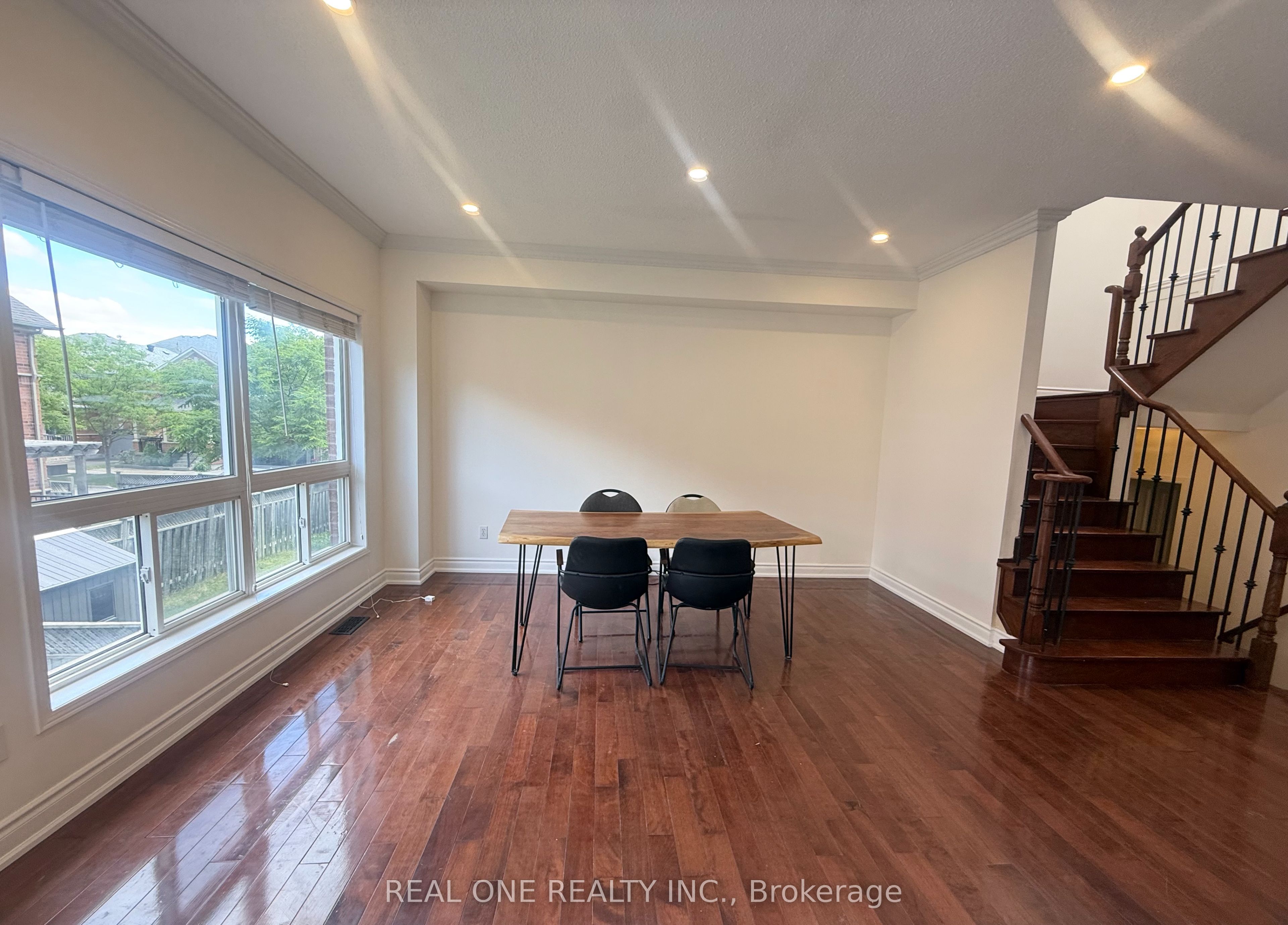 93 Brunswick Avenue Property Photo 7