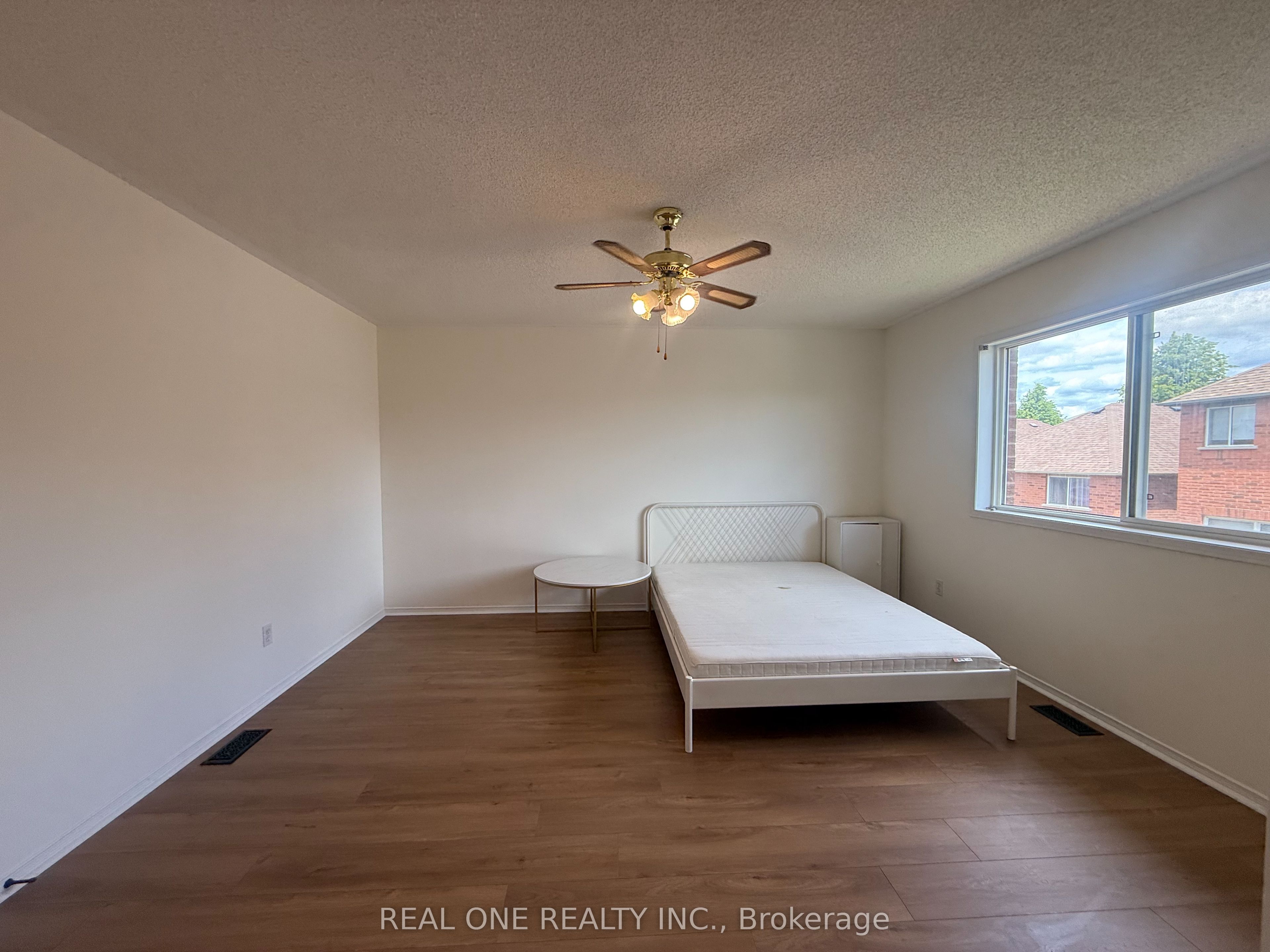 93 Brunswick Avenue Property Photo 10