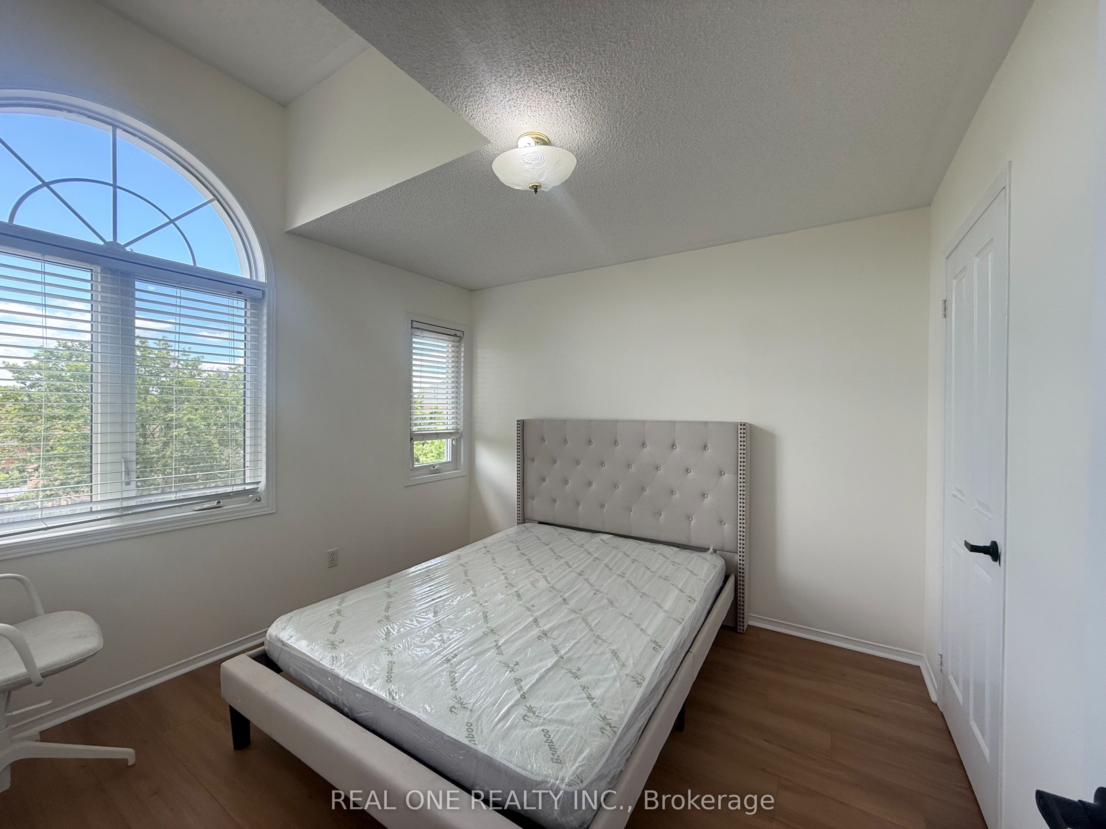 93 Brunswick Avenue Property Photo 14