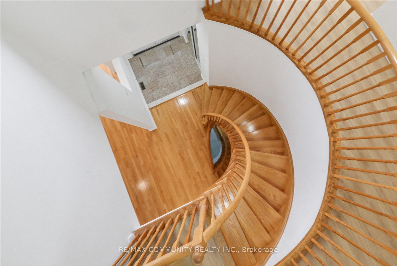 29 River Forest Street W Property Photo 25