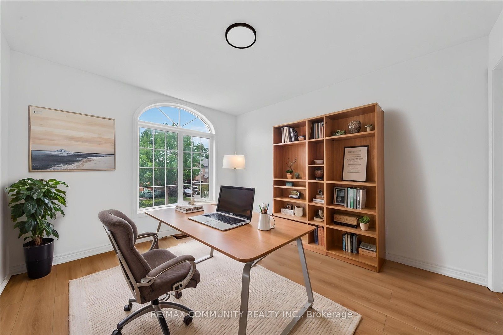 29 River Forest Street W Property Photo 27