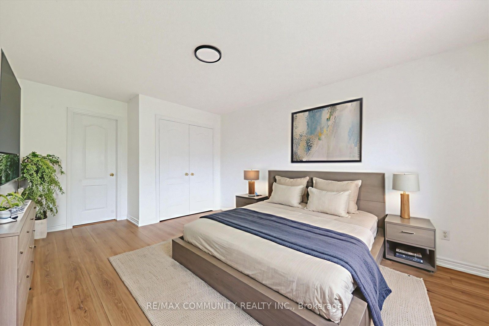 29 River Forest Street W Property Photo 31
