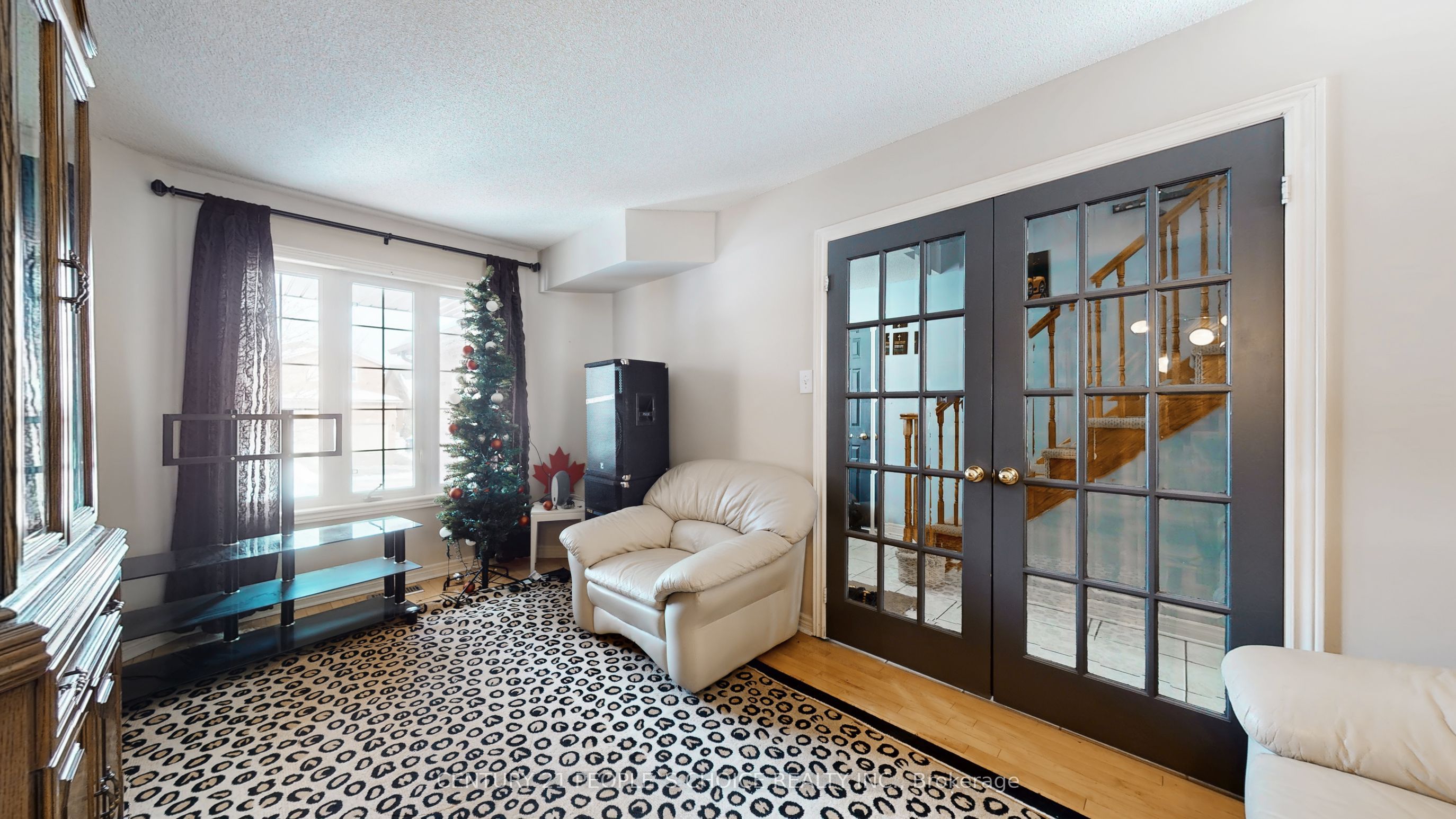 9 Roughley Street Property Photo 1