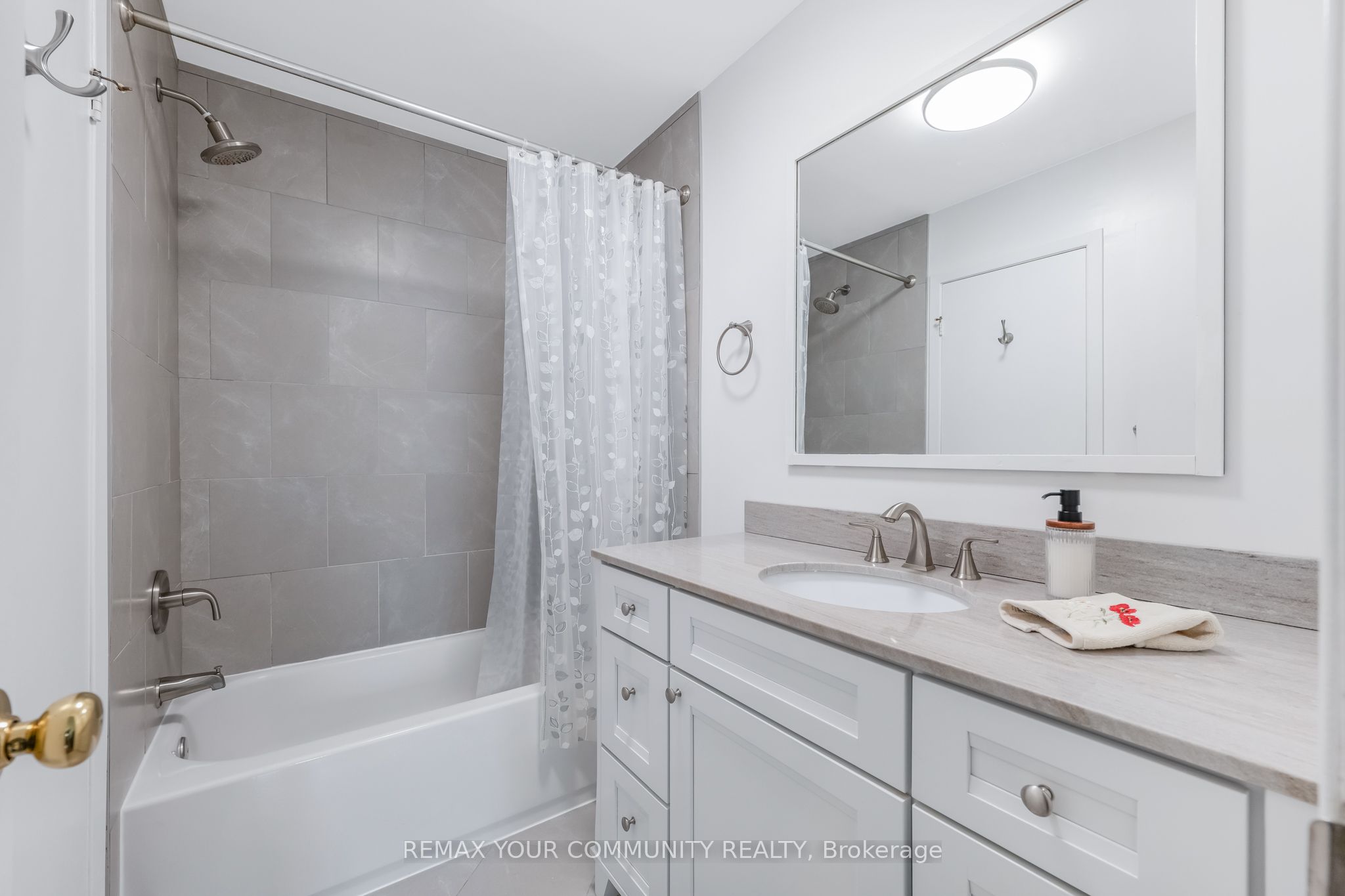 97 Poplar Crescent Property Photo 26