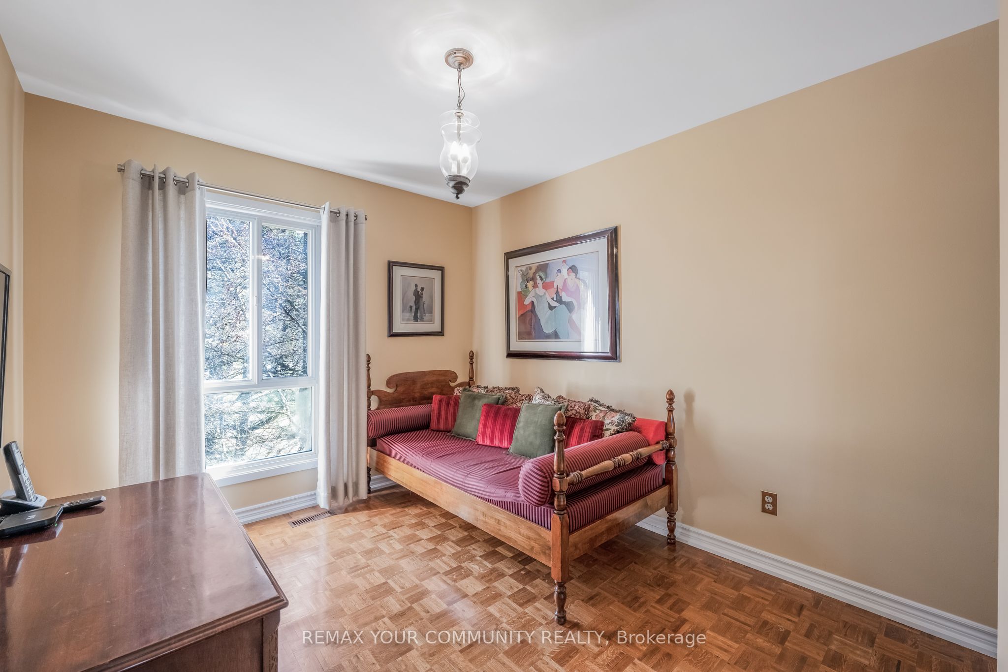 97 Poplar Crescent Property Photo 32