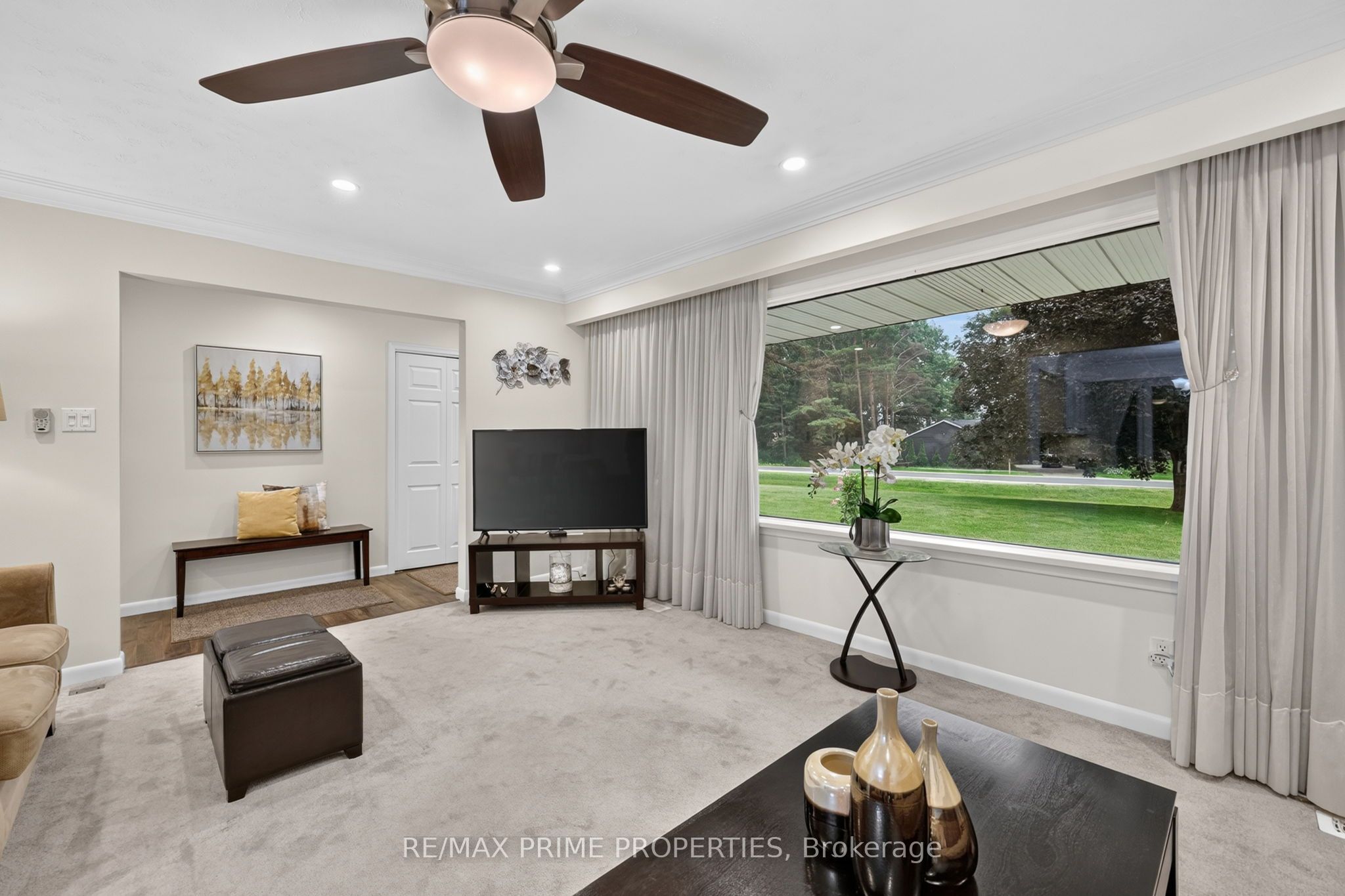 19011 Ninth Line Property Photo 6