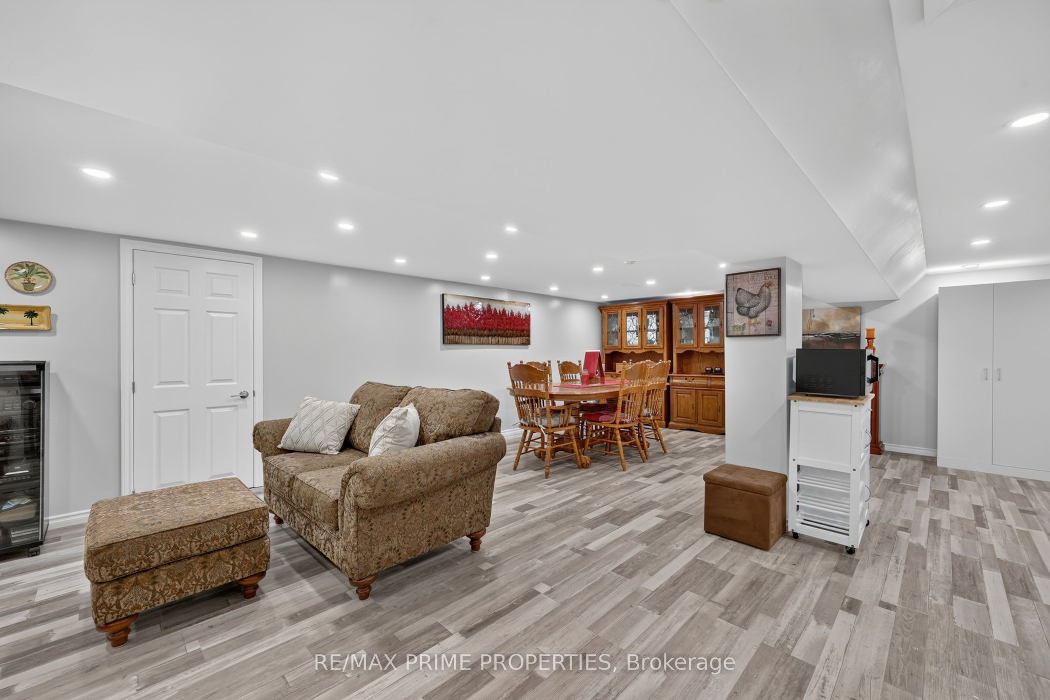 19011 Ninth Line Property Photo 18