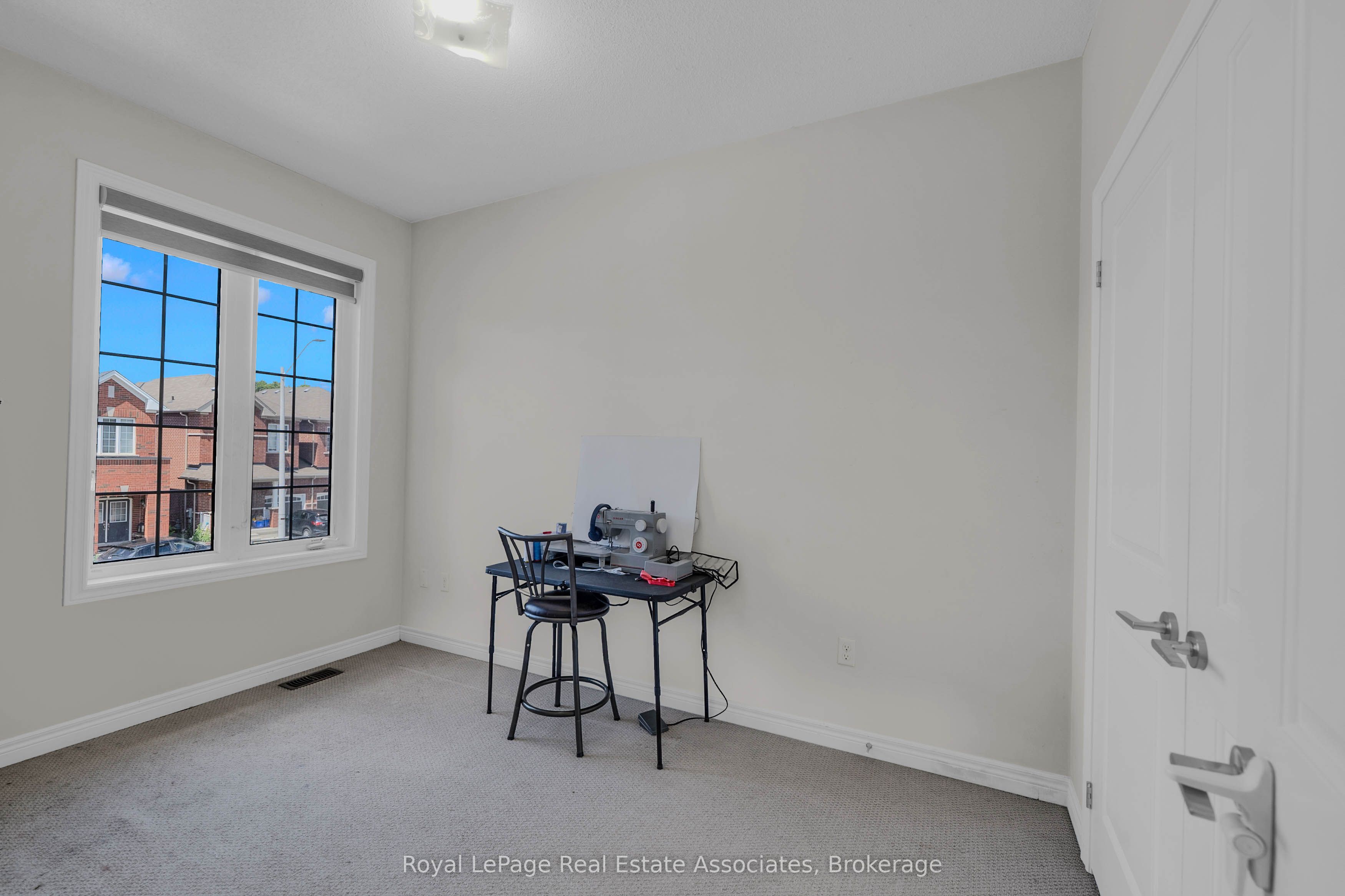 90 Titan Trail Property Photo 31