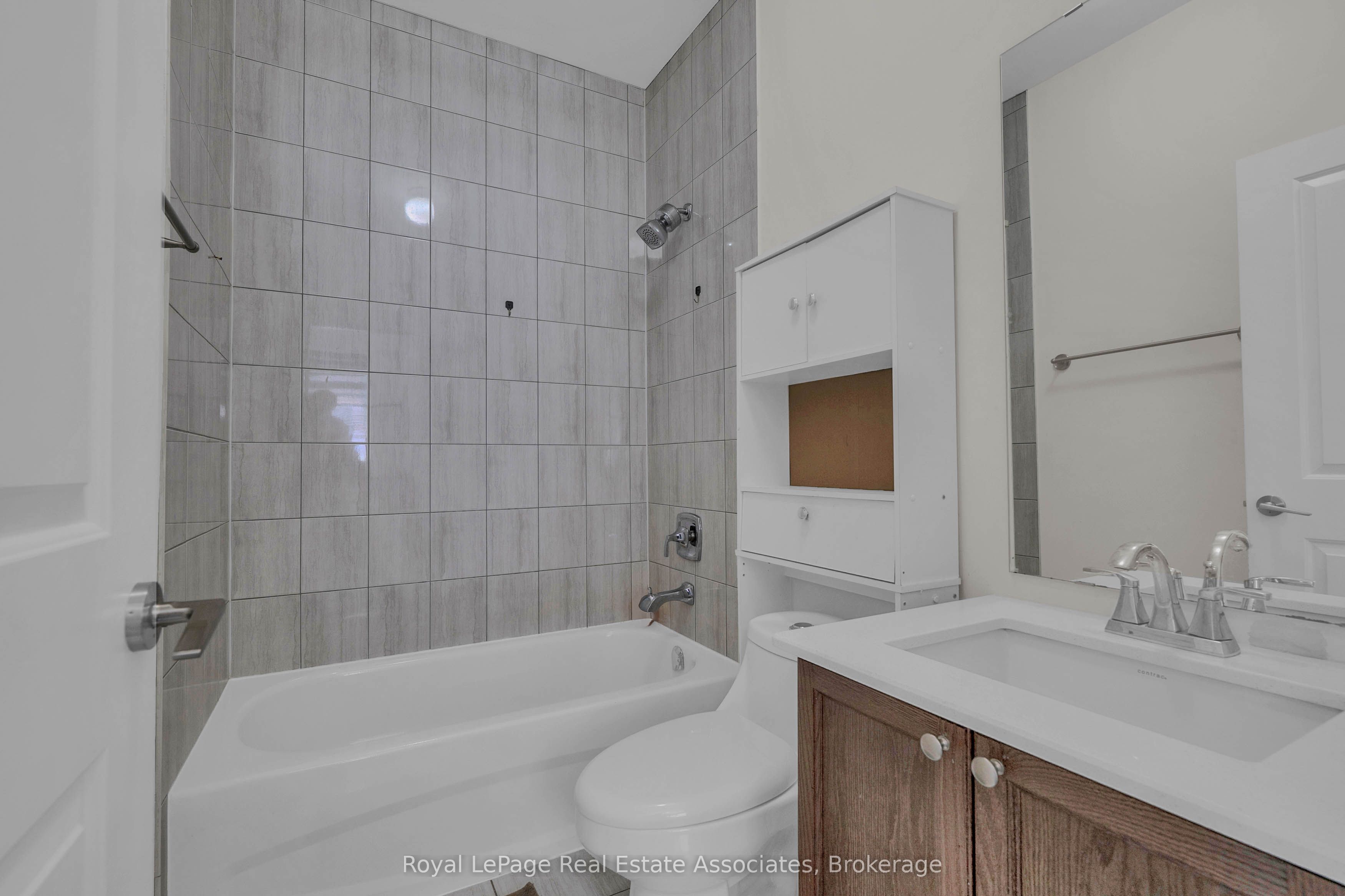 90 Titan Trail Property Photo 34