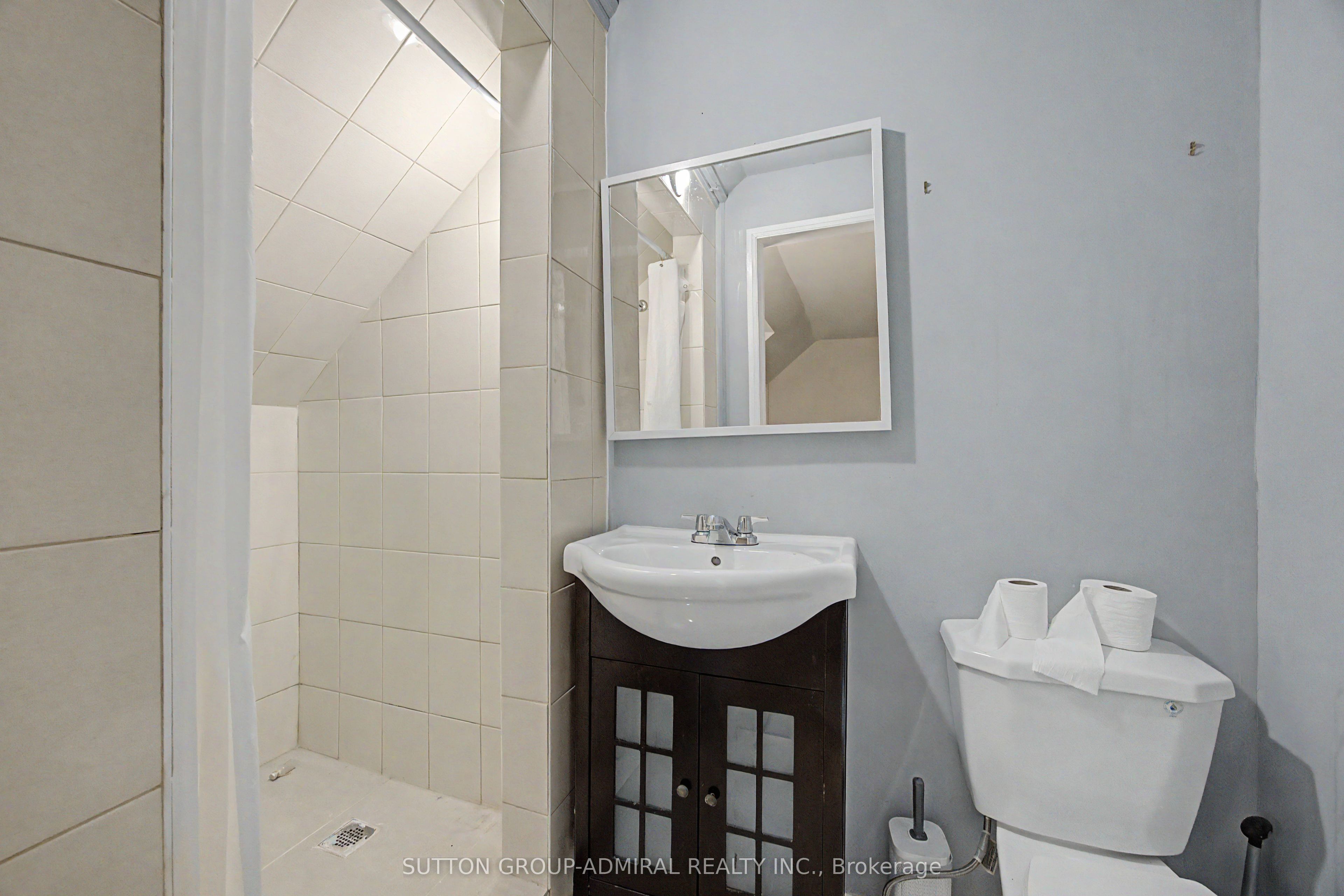 62 Centre Street W Property Photo 41