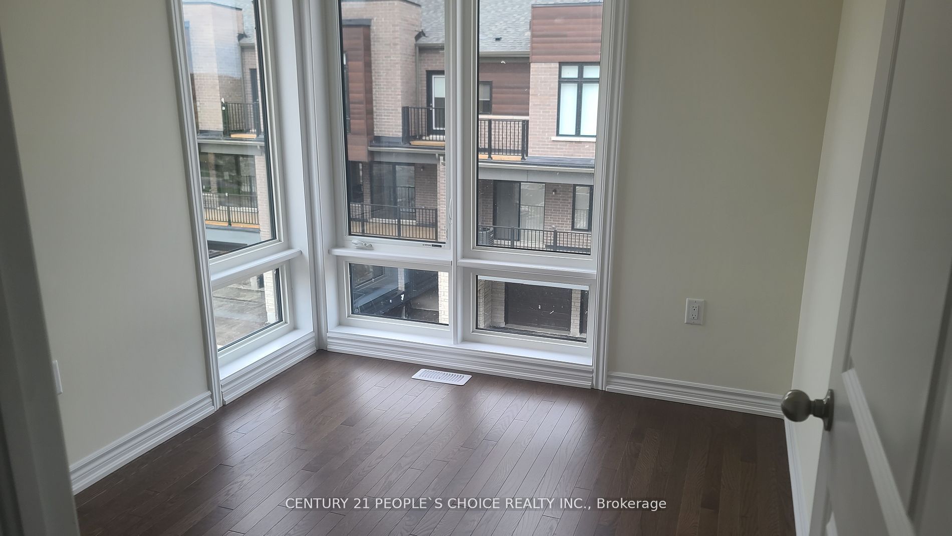 161 Blick Crescent Property Photo 6