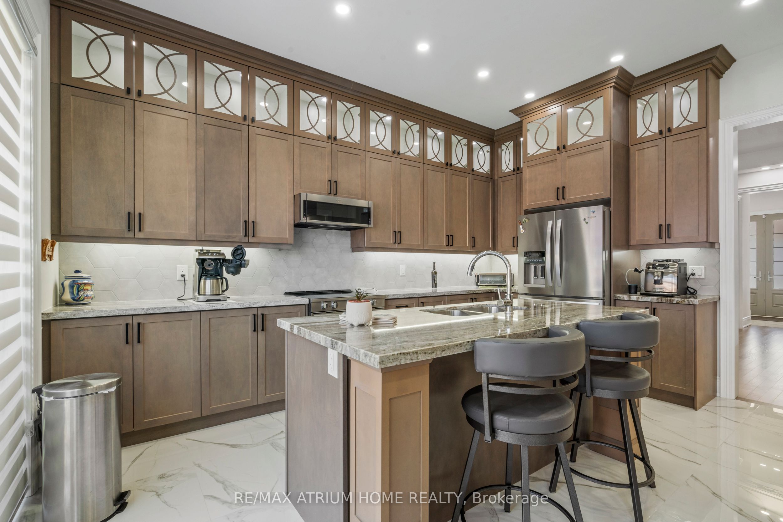 71 Silk Twist Drive Property Photo 4