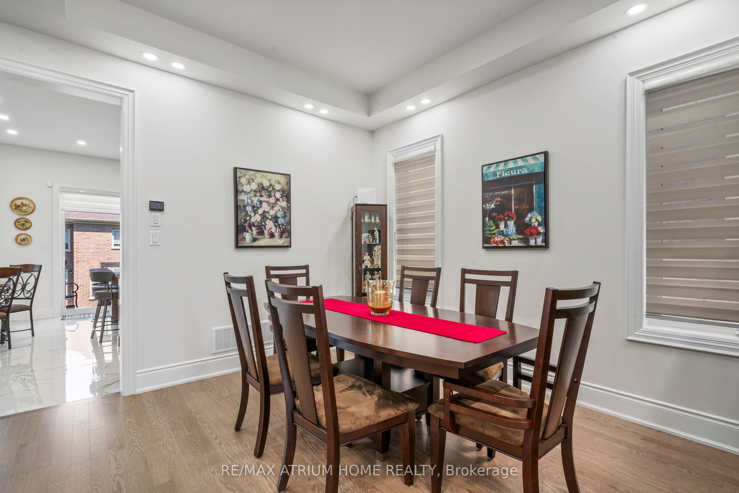 71 Silk Twist Drive Property Photo 8
