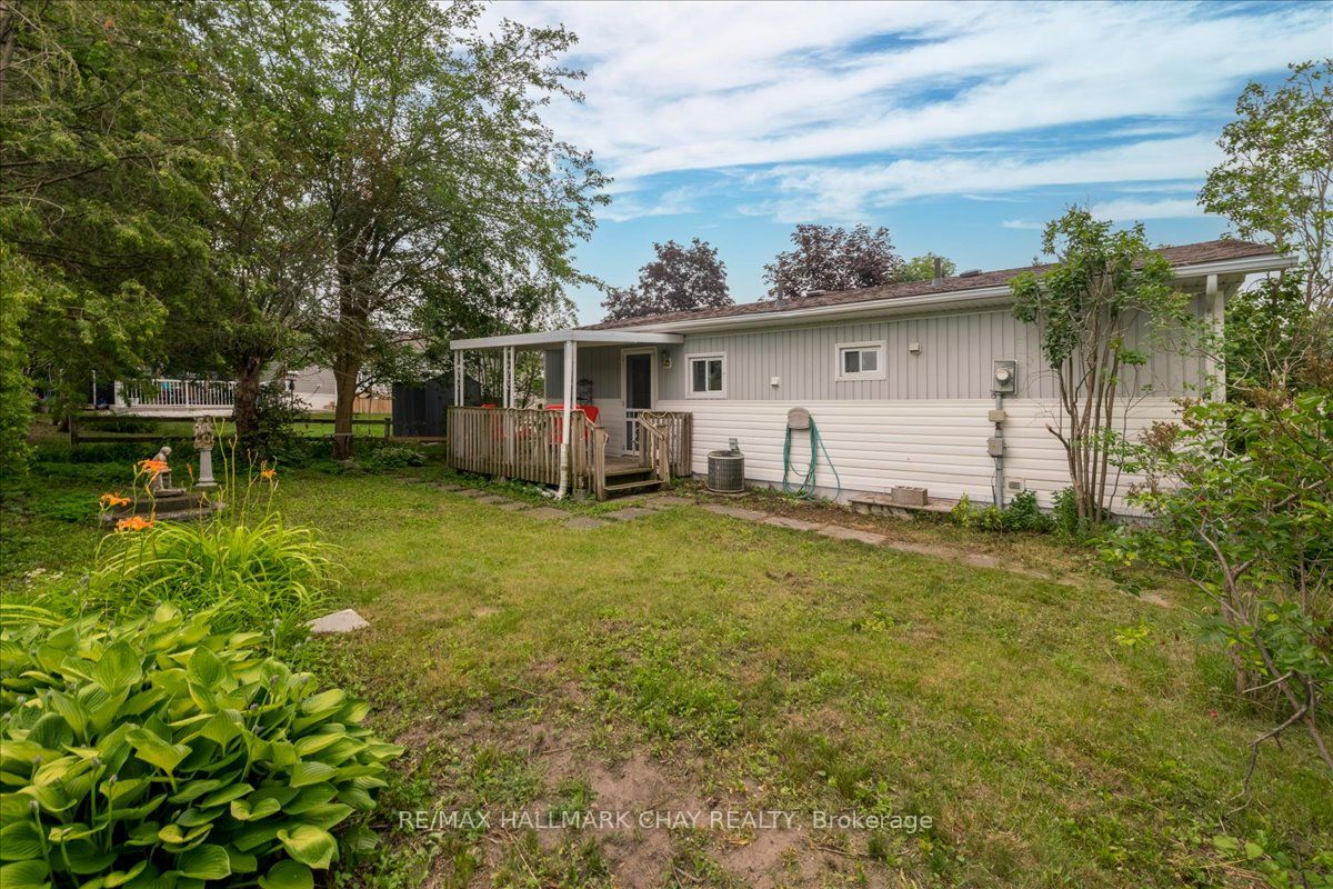 28 Flora Court Property Photo 15
