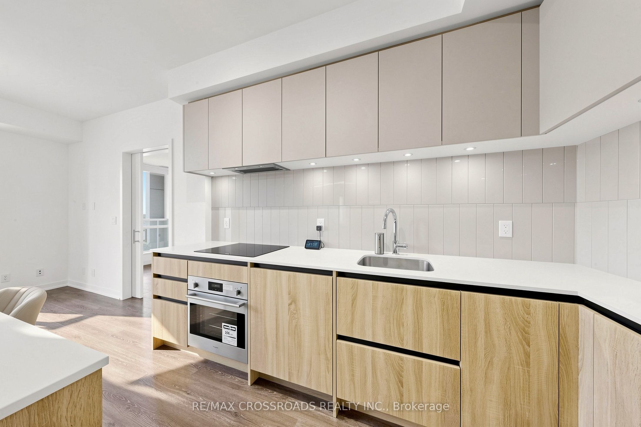 7950 Bathurst Street 902 Property Photo 10