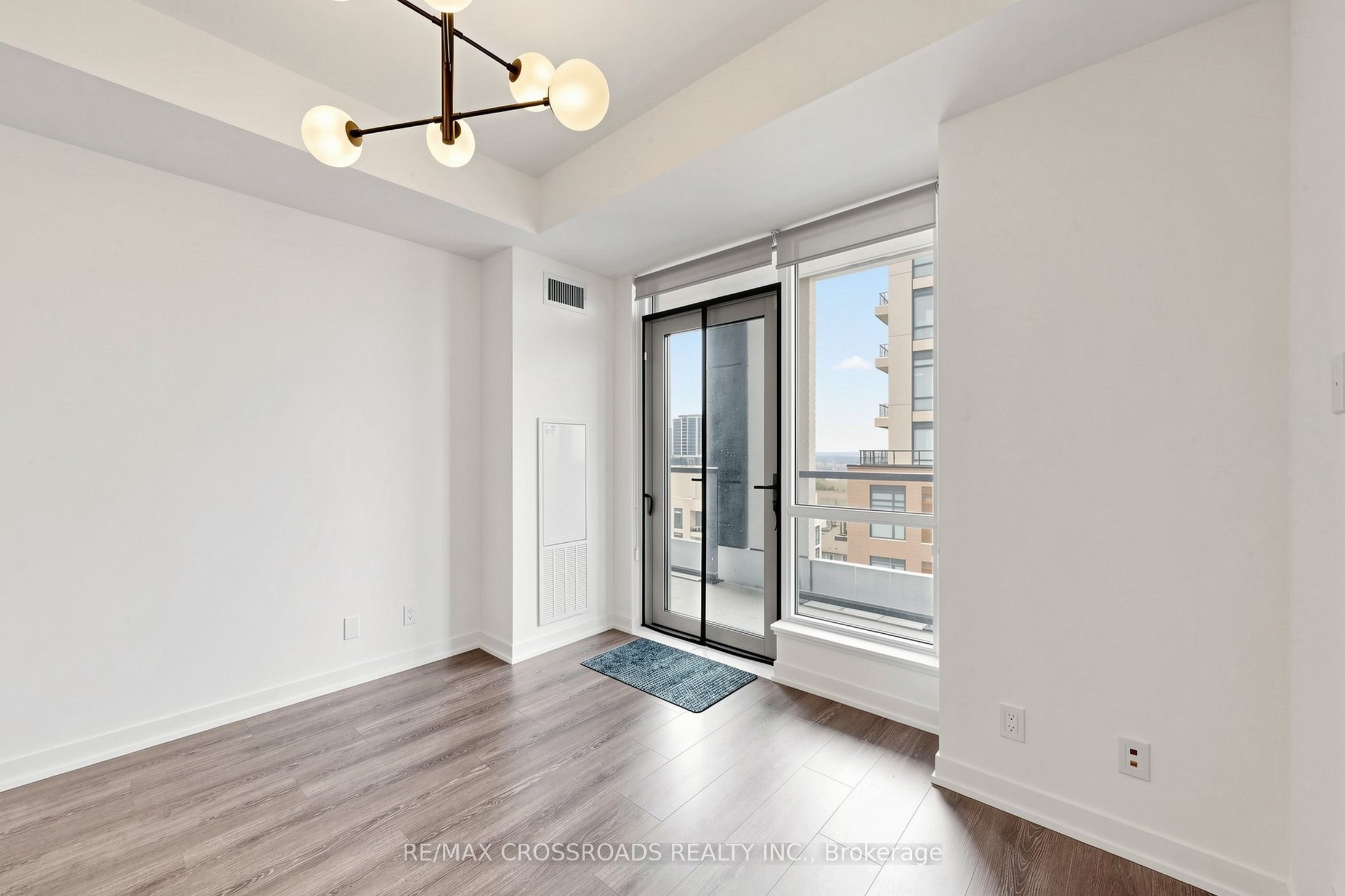 7950 Bathurst Street 902 Property Photo 12