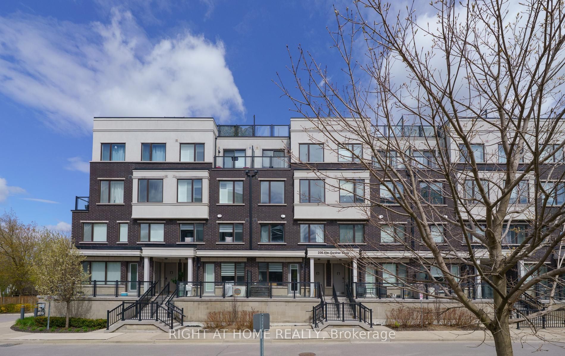 200 Alex Gardner Circle 34 Property Photo 1