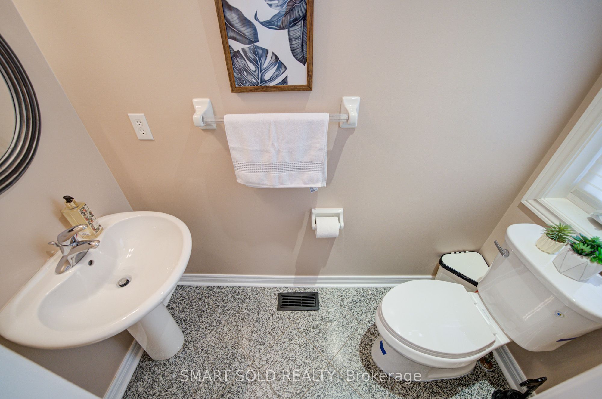 48 Ravel Drive Property Photo 14