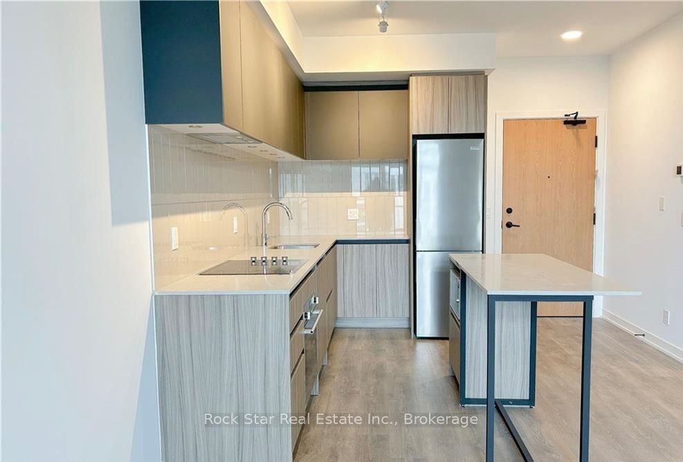 7950 Bathurst Street 629 Property Photo 10