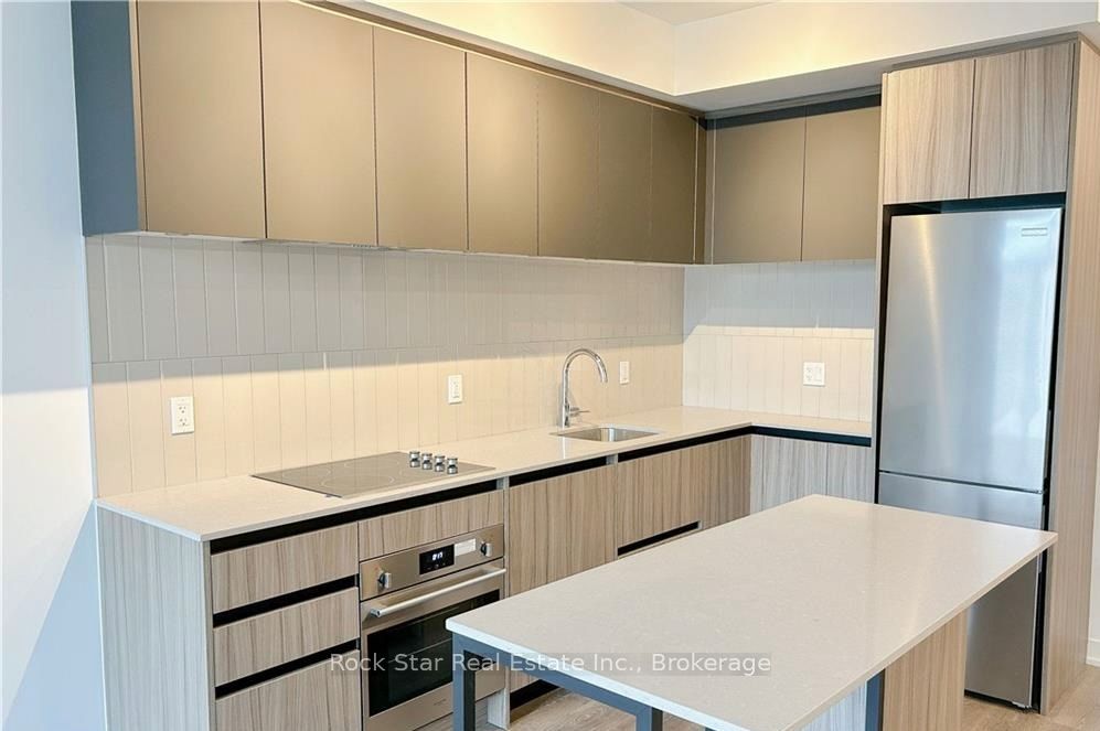 7950 Bathurst Street 629 Property Photo 12