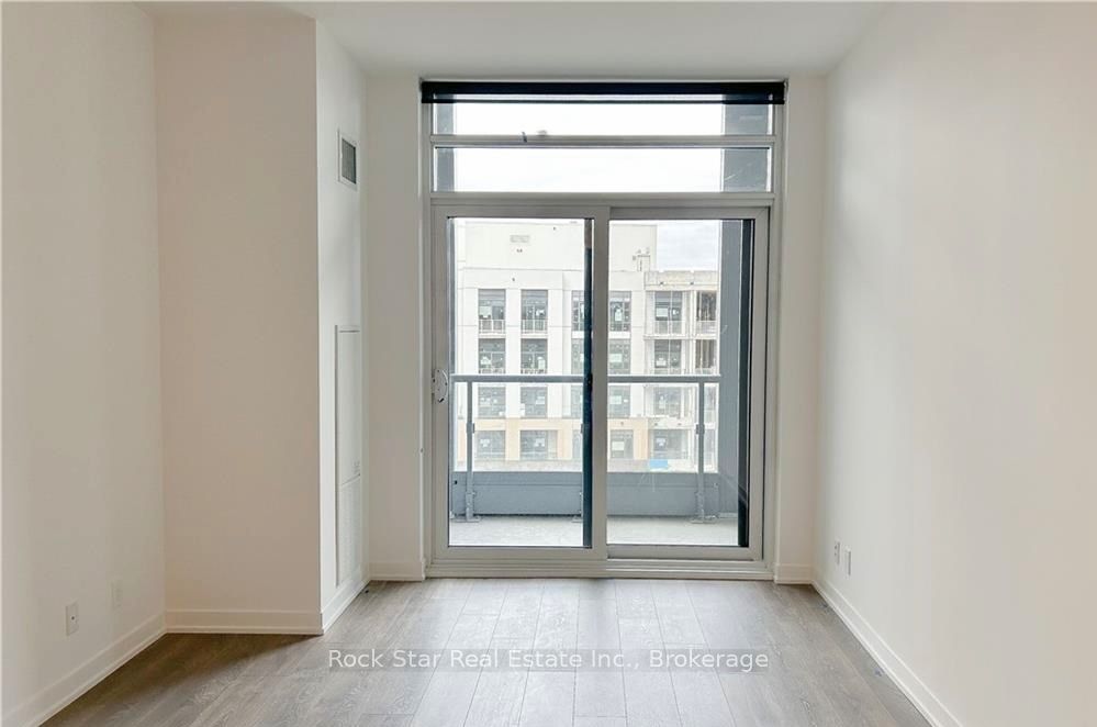 7950 Bathurst Street 629 Property Photo 16