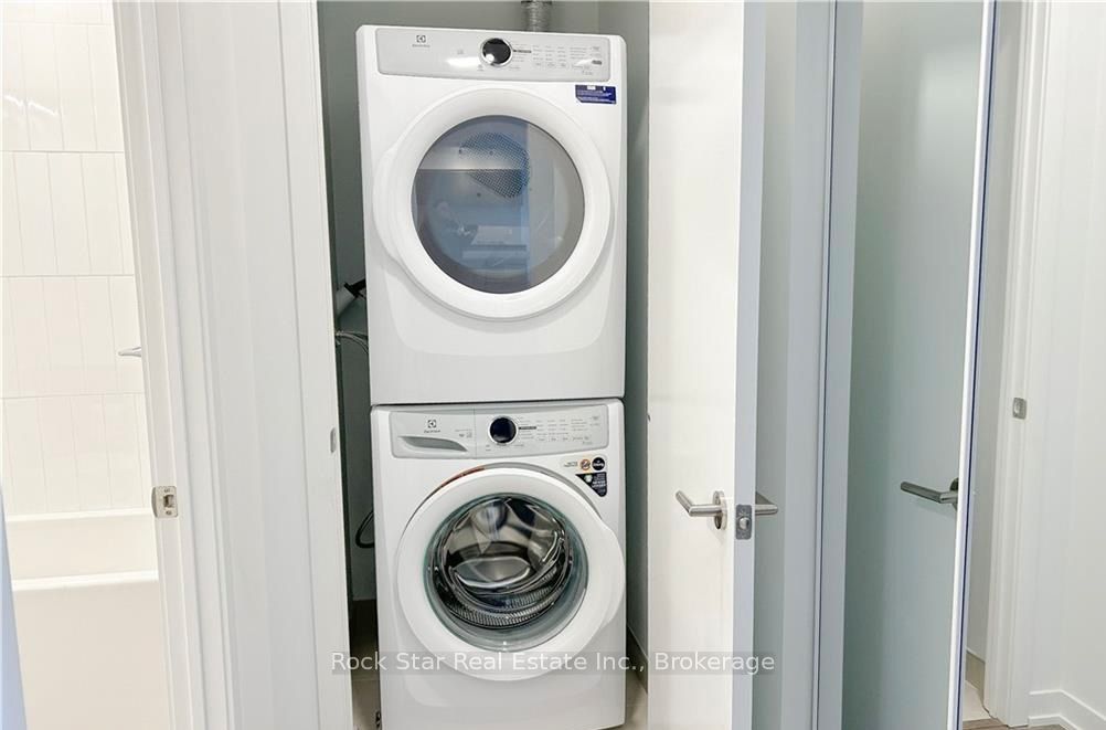 7950 Bathurst Street 629 Property Photo 19