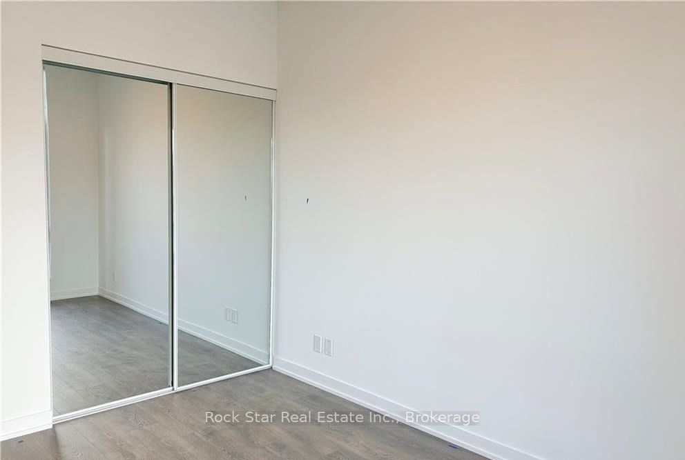 7950 Bathurst Street 629 Property Photo 22