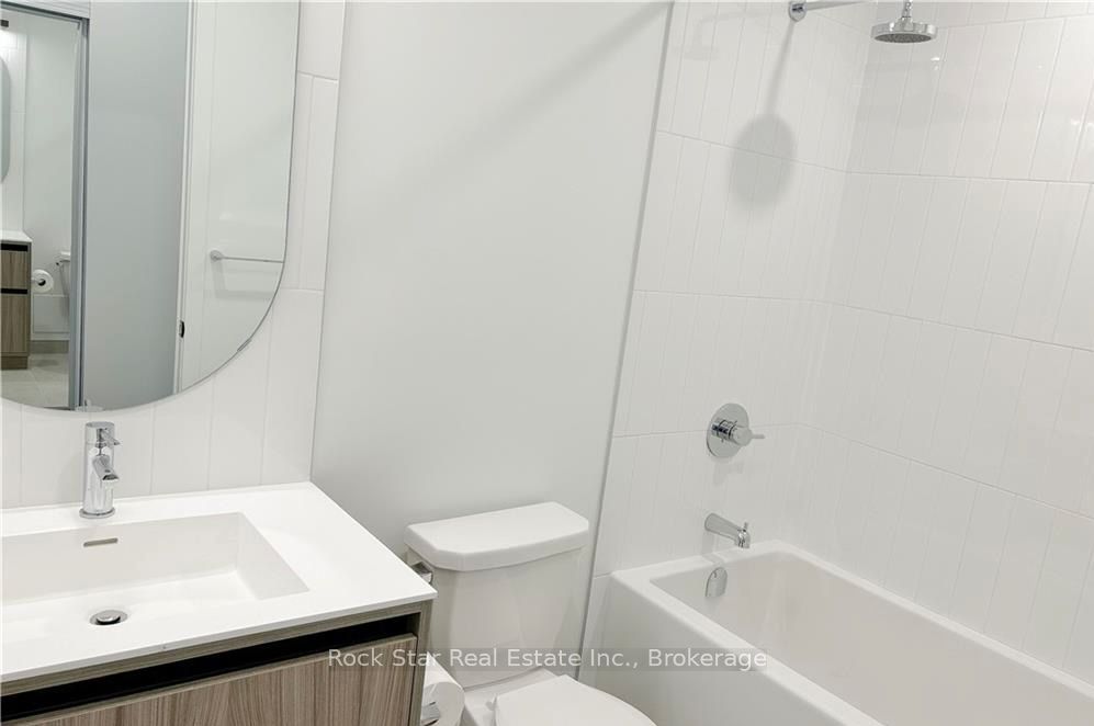 7950 Bathurst Street 629 Property Photo 24