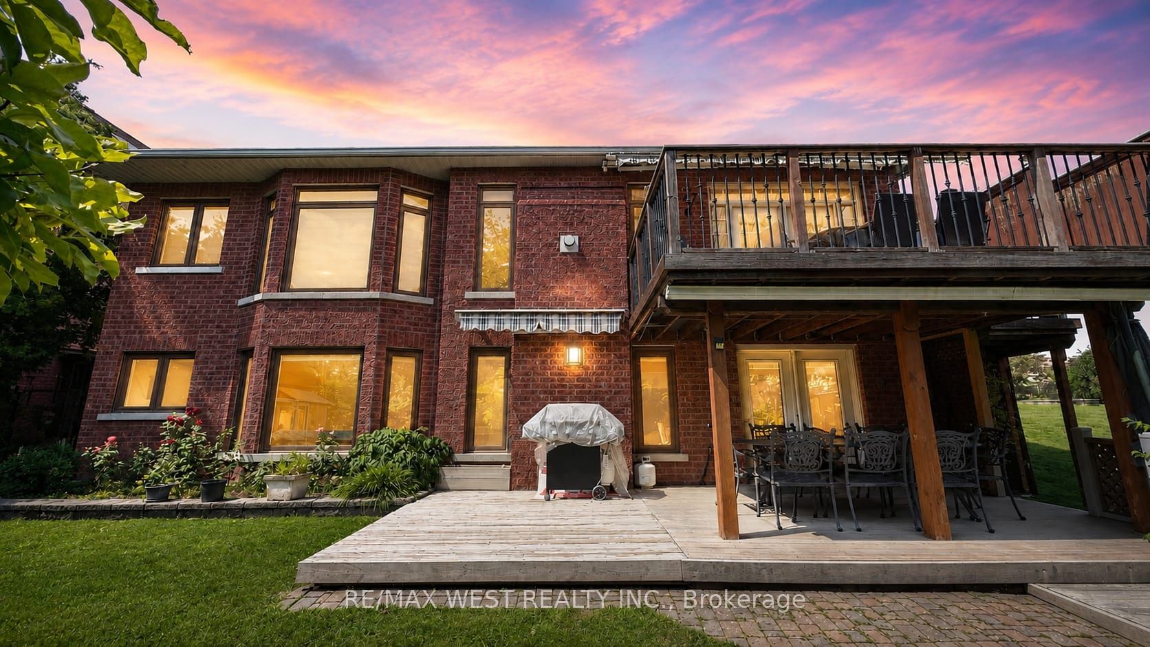 71 Gidleigh Park Crescent Property Photo 8