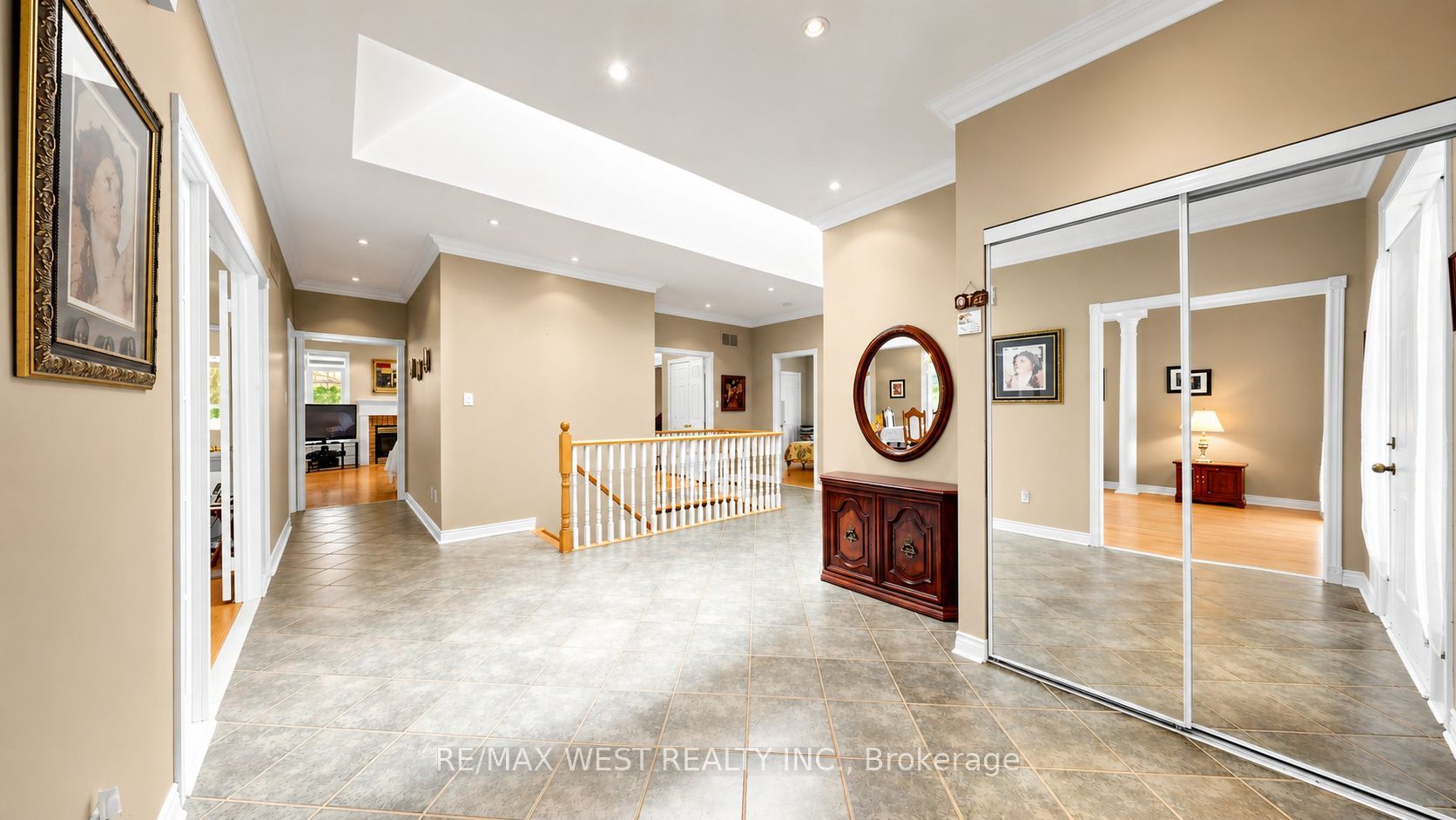71 Gidleigh Park Crescent Property Photo 14