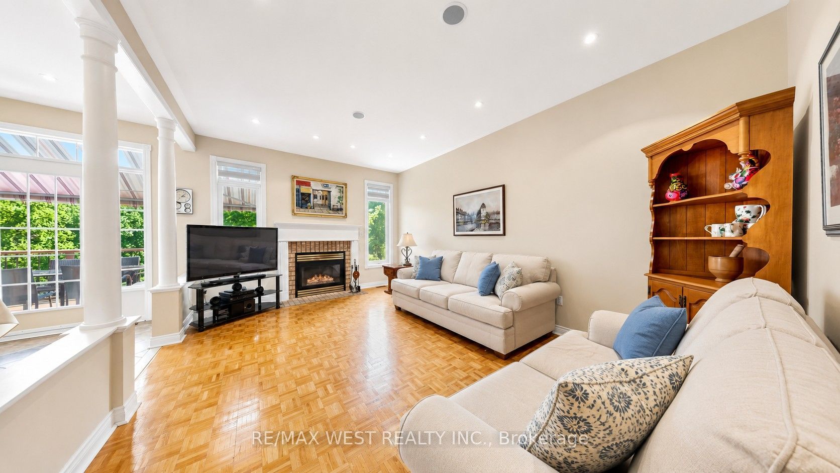 71 Gidleigh Park Crescent Property Photo 30