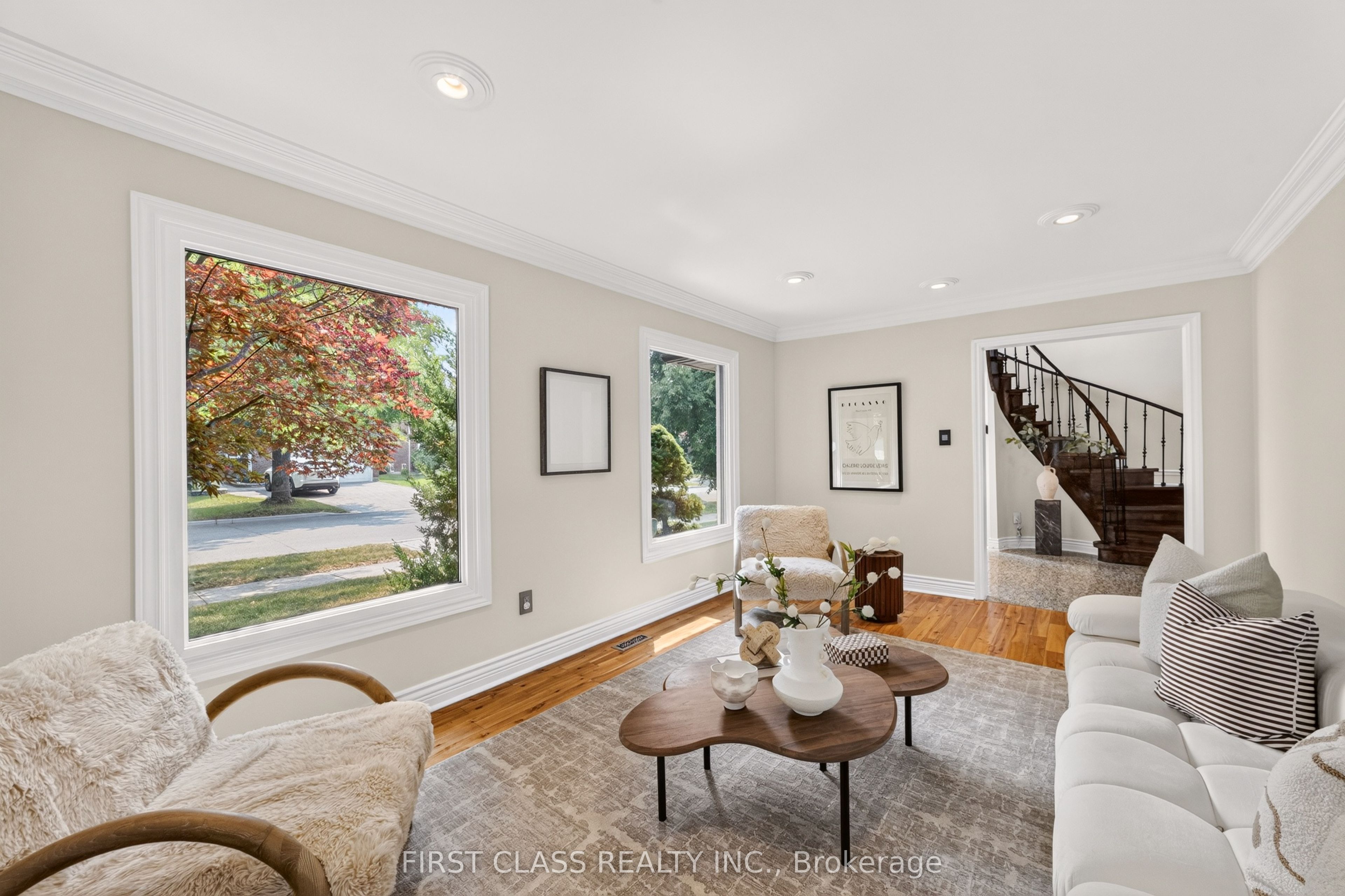 19 Tomlinson Circle Property Photo 1