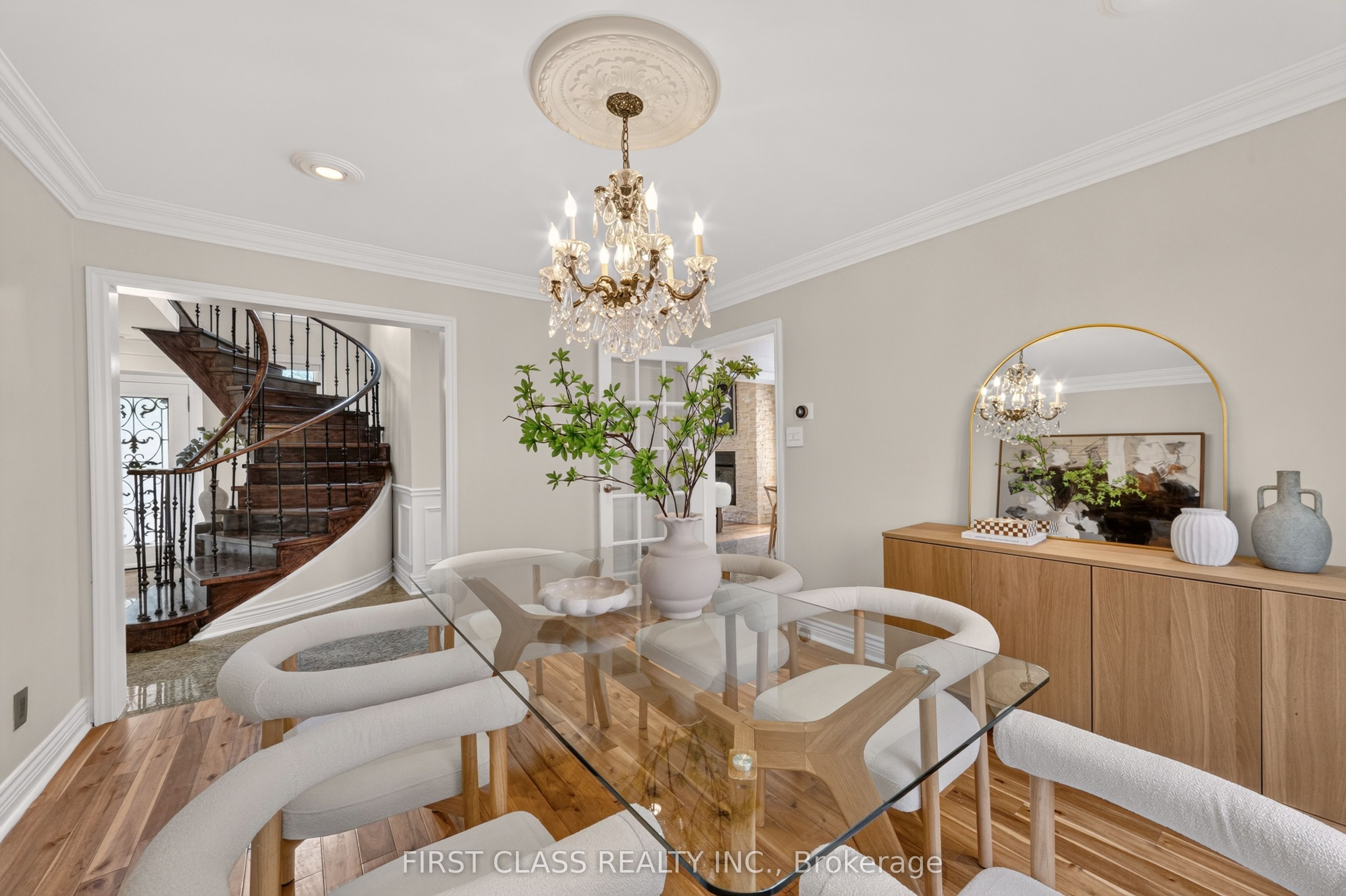 19 Tomlinson Circle Property Photo 8