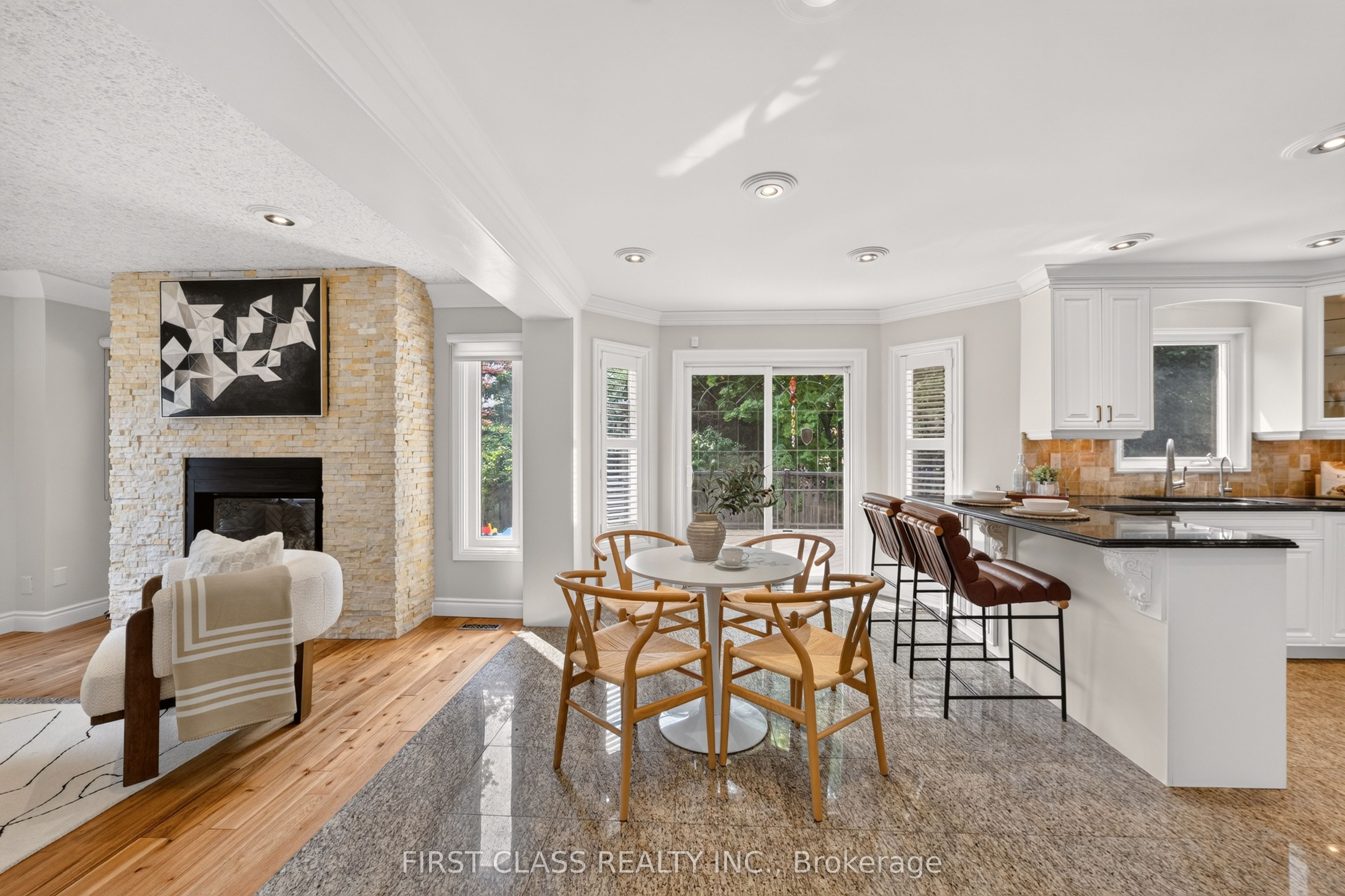 19 Tomlinson Circle Property Photo 9