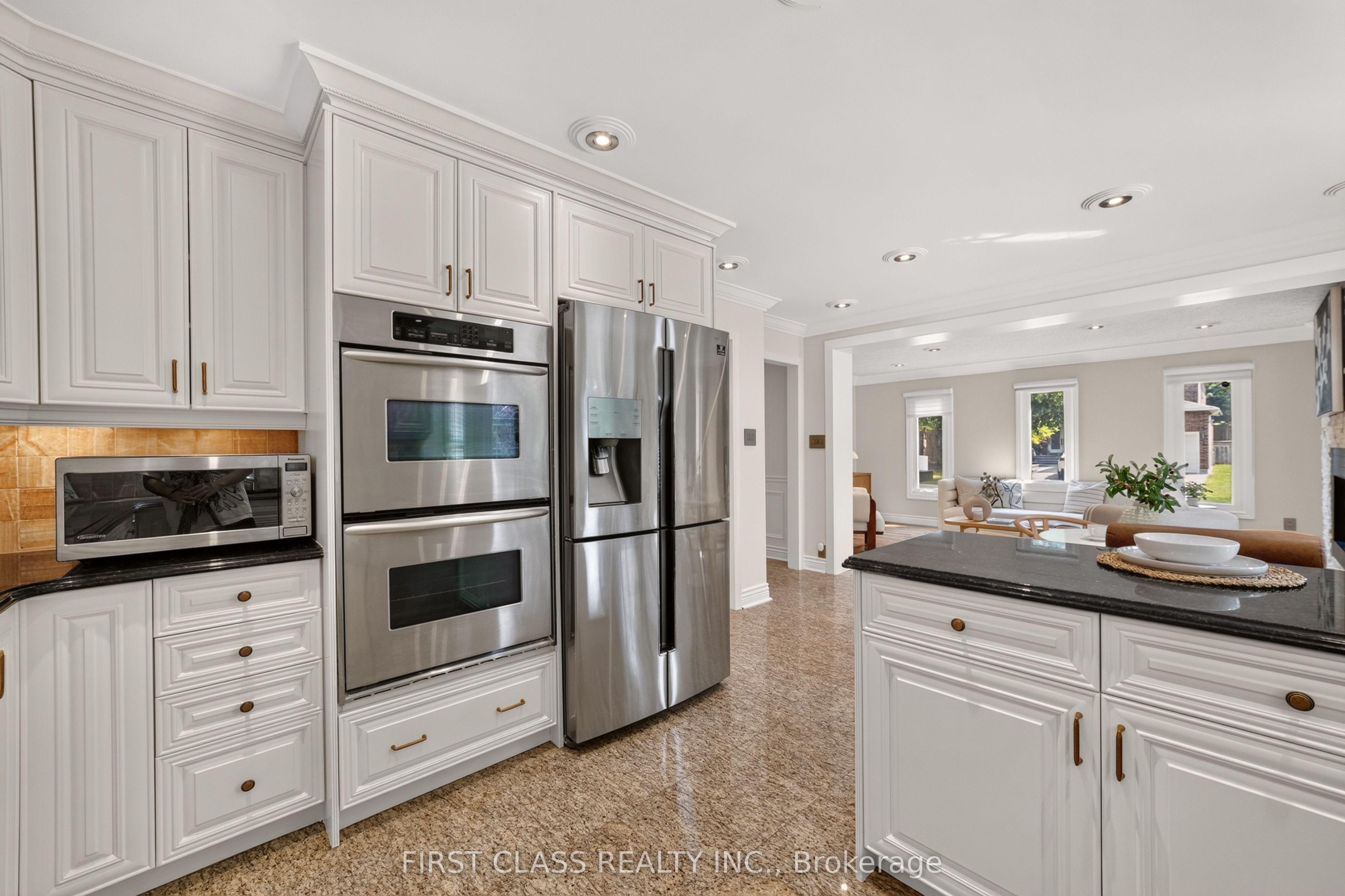19 Tomlinson Circle Property Photo 12