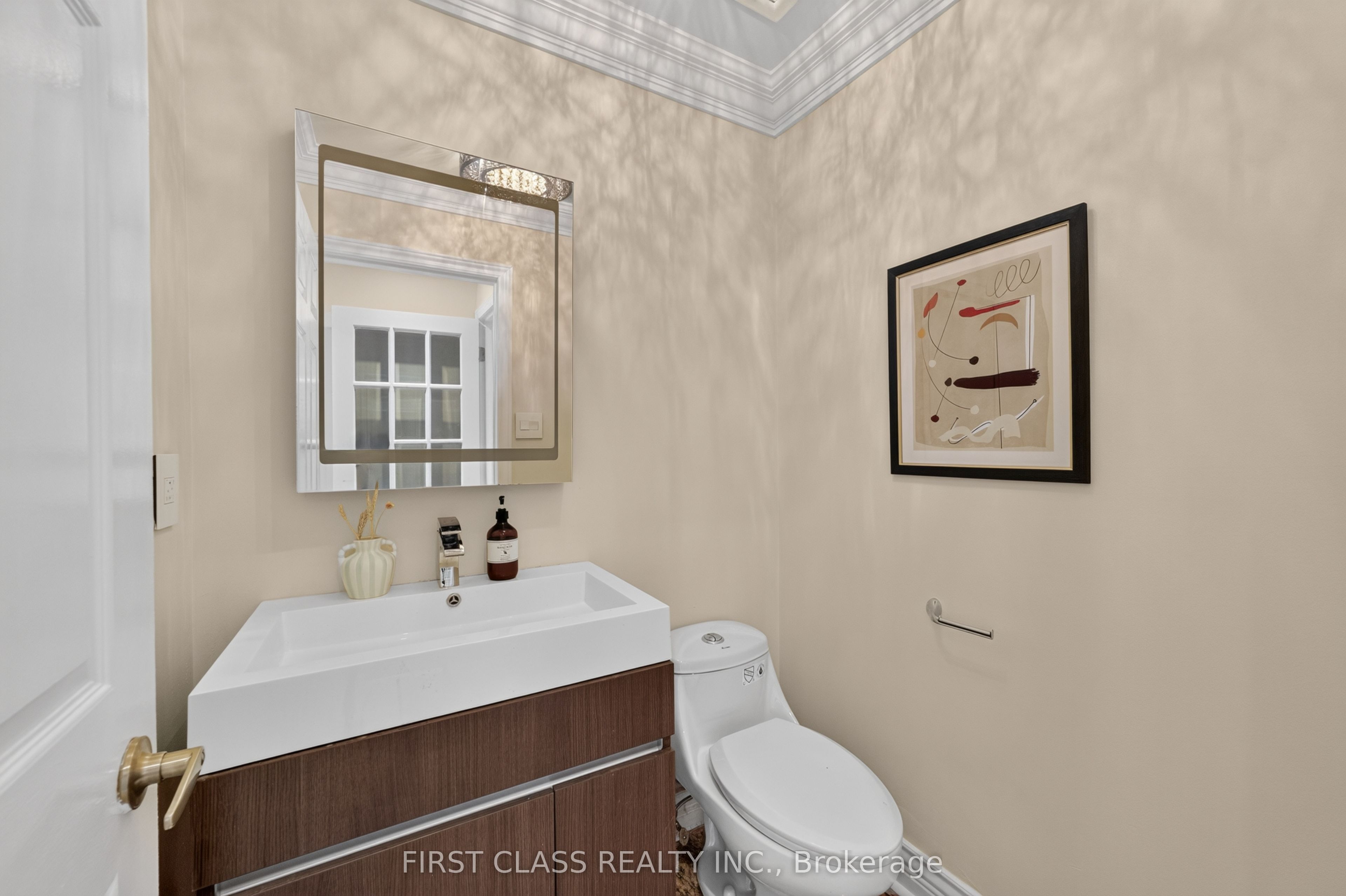 19 Tomlinson Circle Property Photo 16