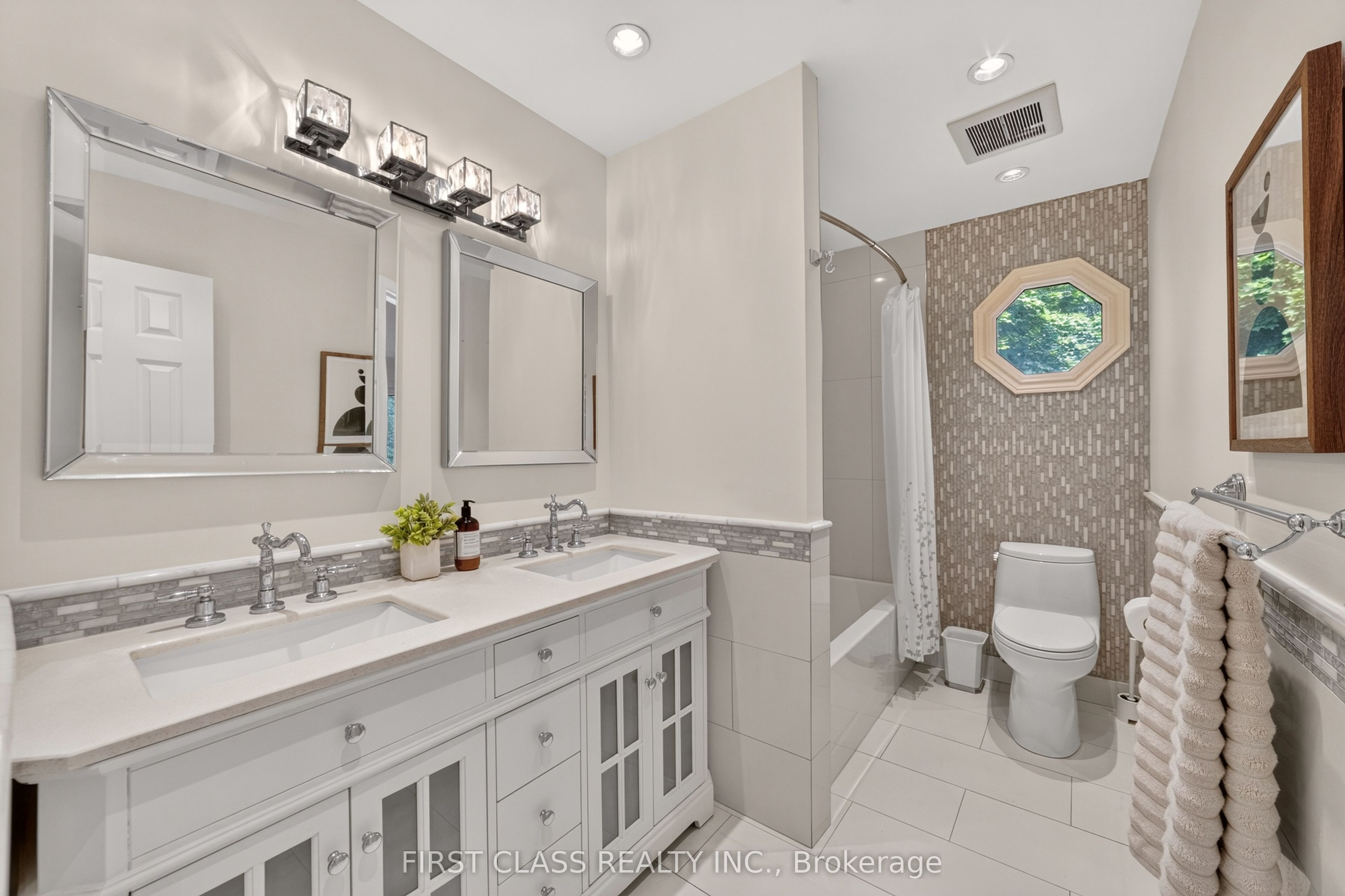 19 Tomlinson Circle Property Photo 32