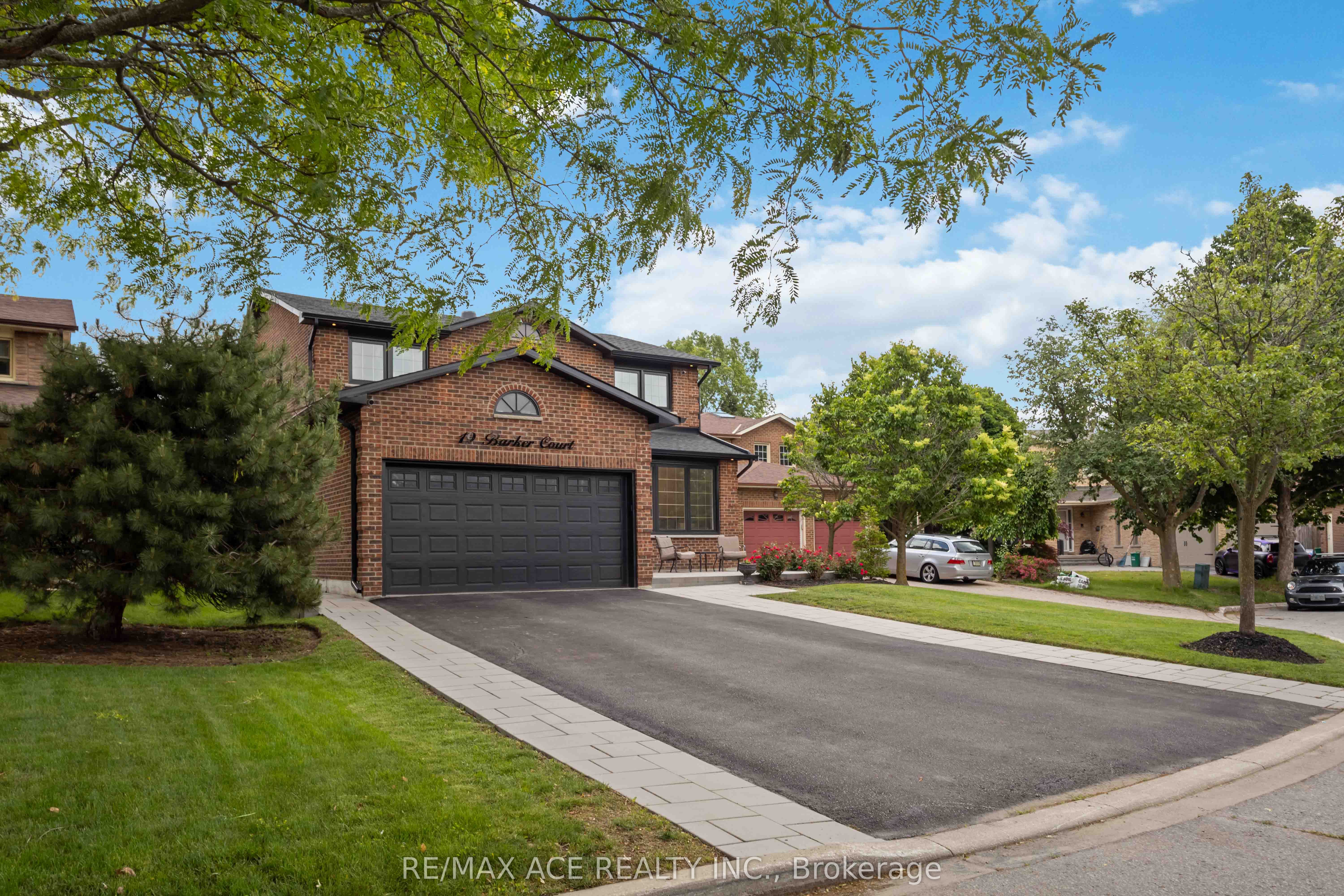 19 Barker Court Property Photo 3