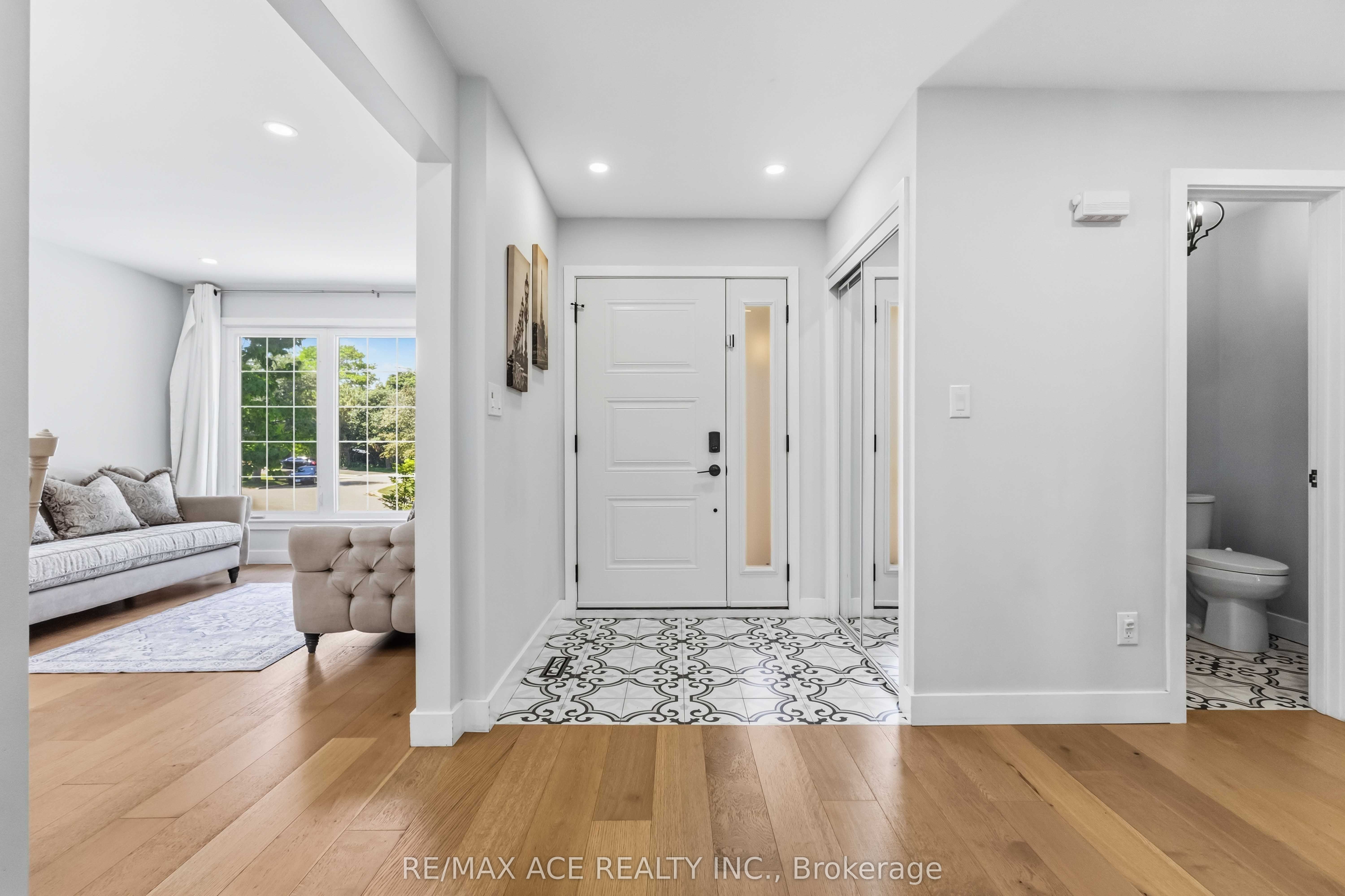 19 Barker Court Property Photo 4