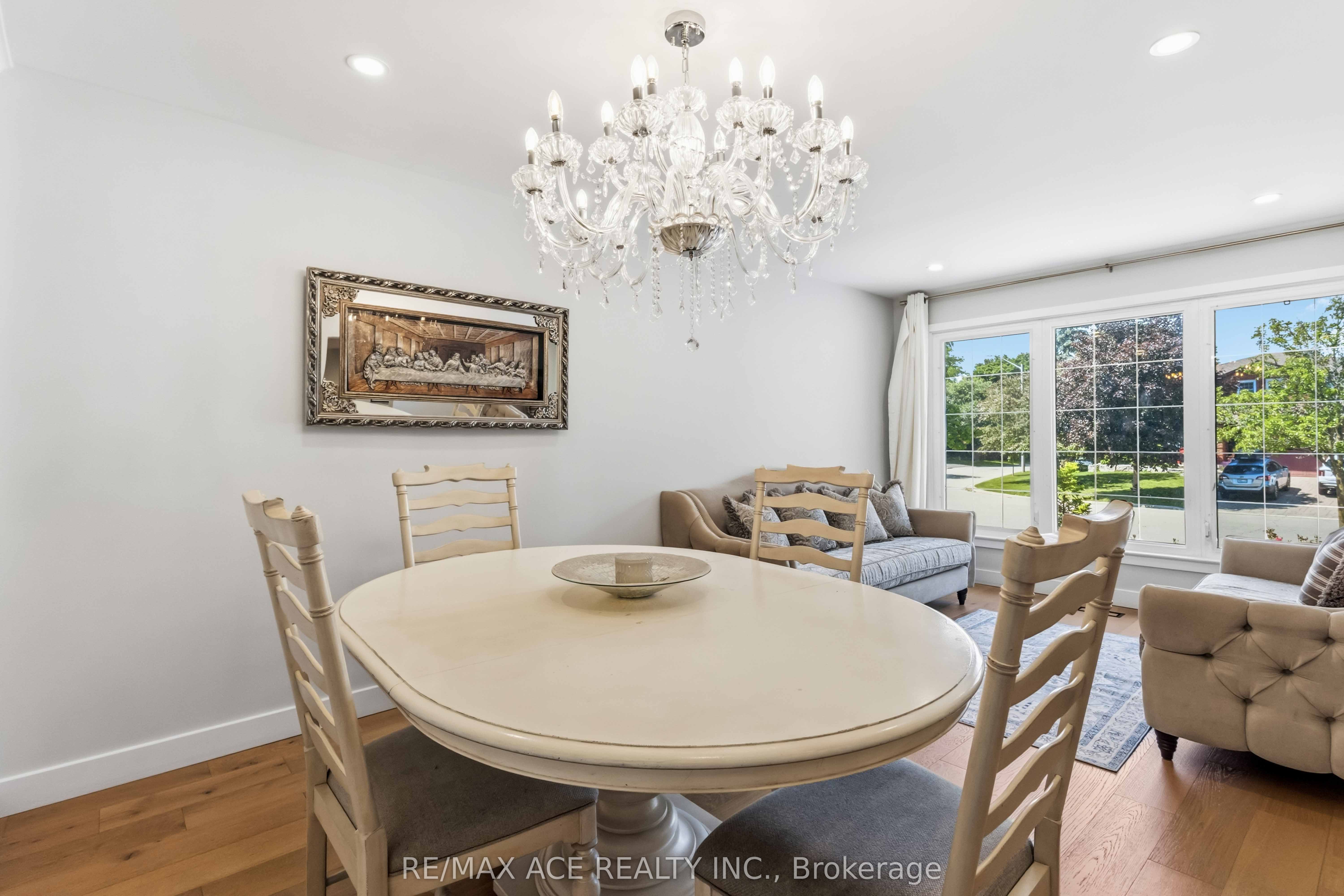 19 Barker Court Property Photo 7