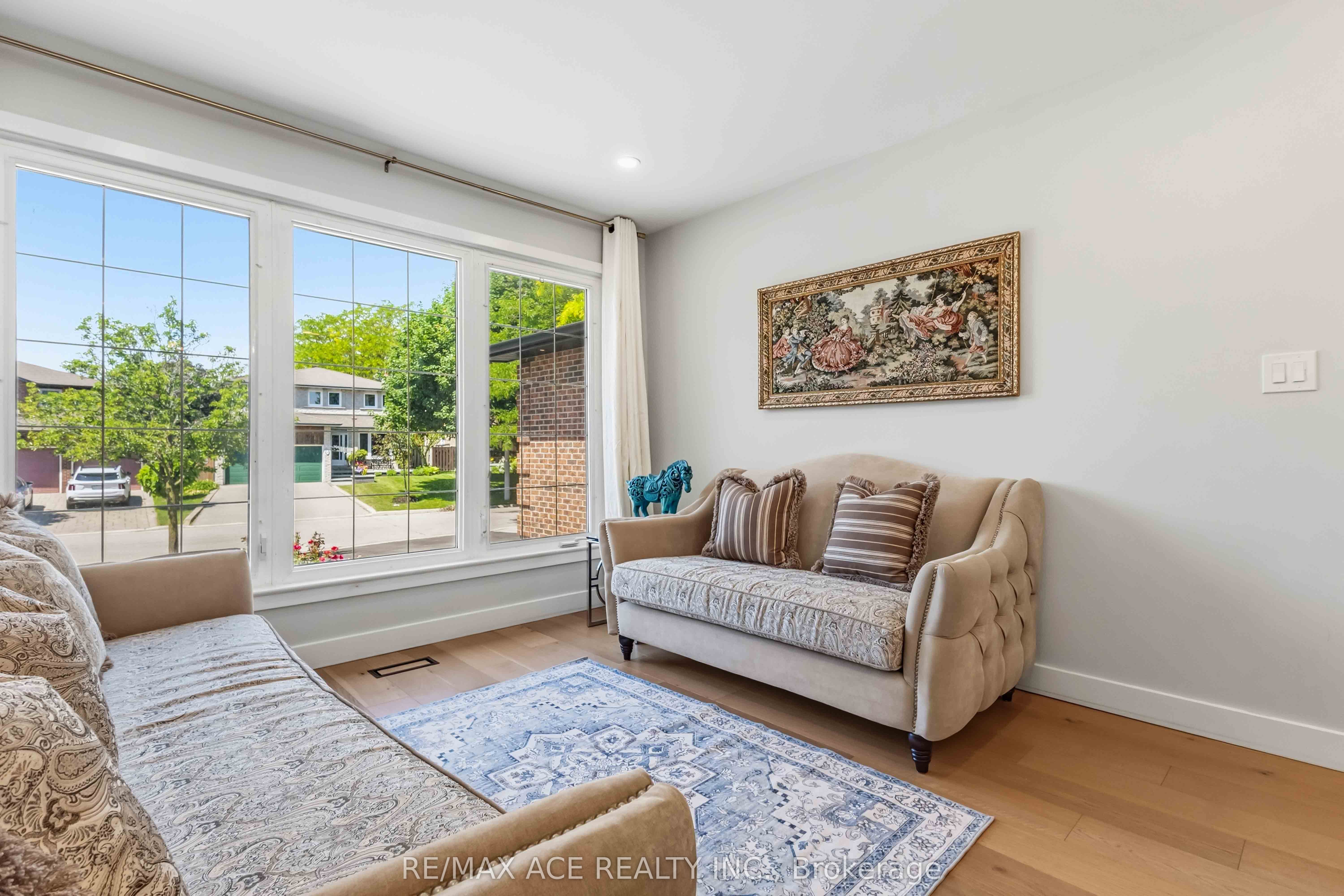19 Barker Court Property Photo 9